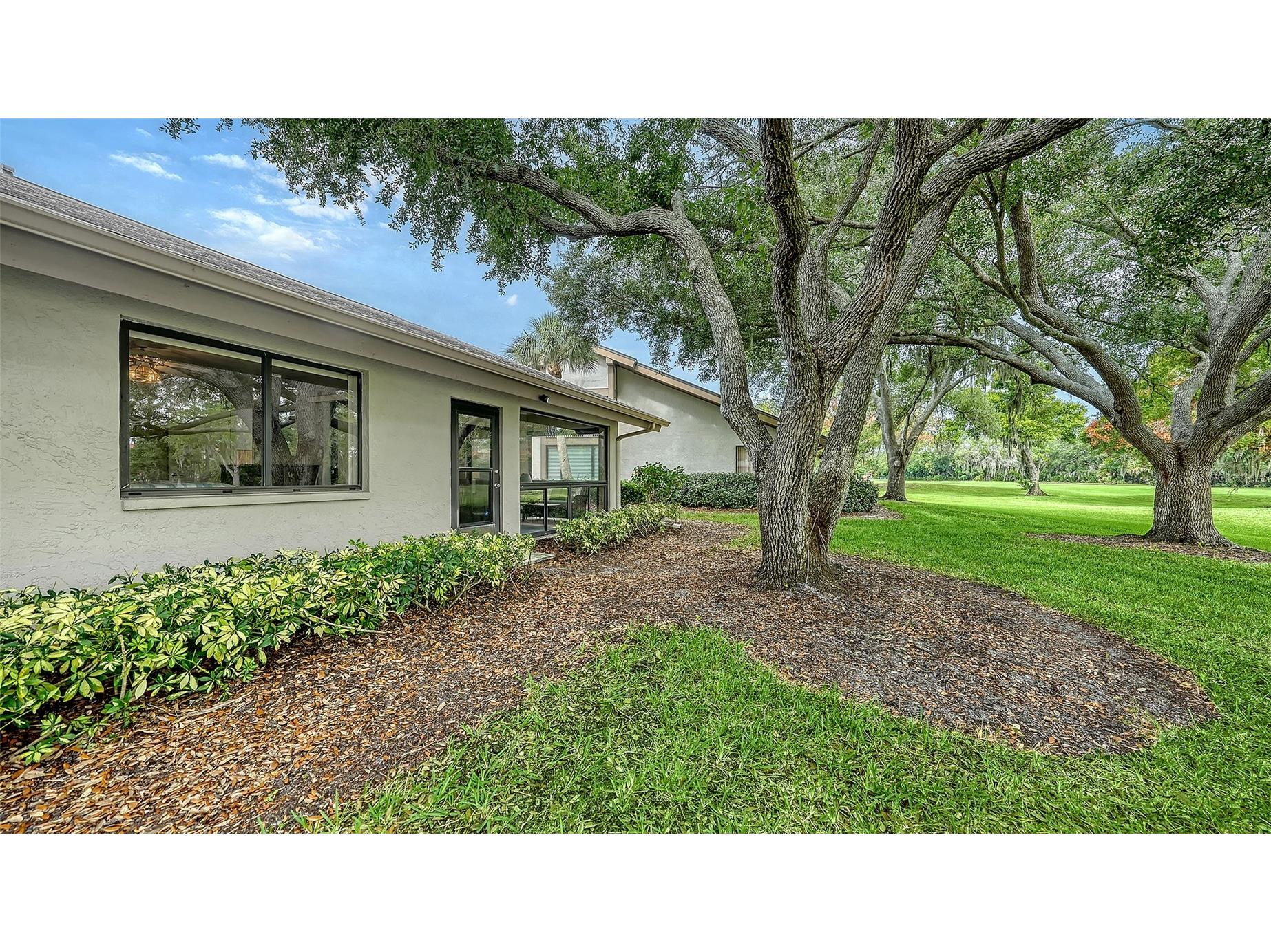 4581 Kingsmere #29 Sarasota FL 34235 A4692855 image39