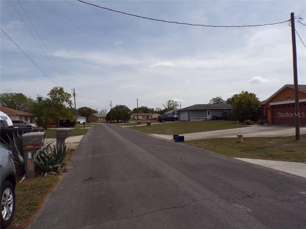 4582 Gondolier Road Spring Hill FL 34609 W7881839 image5