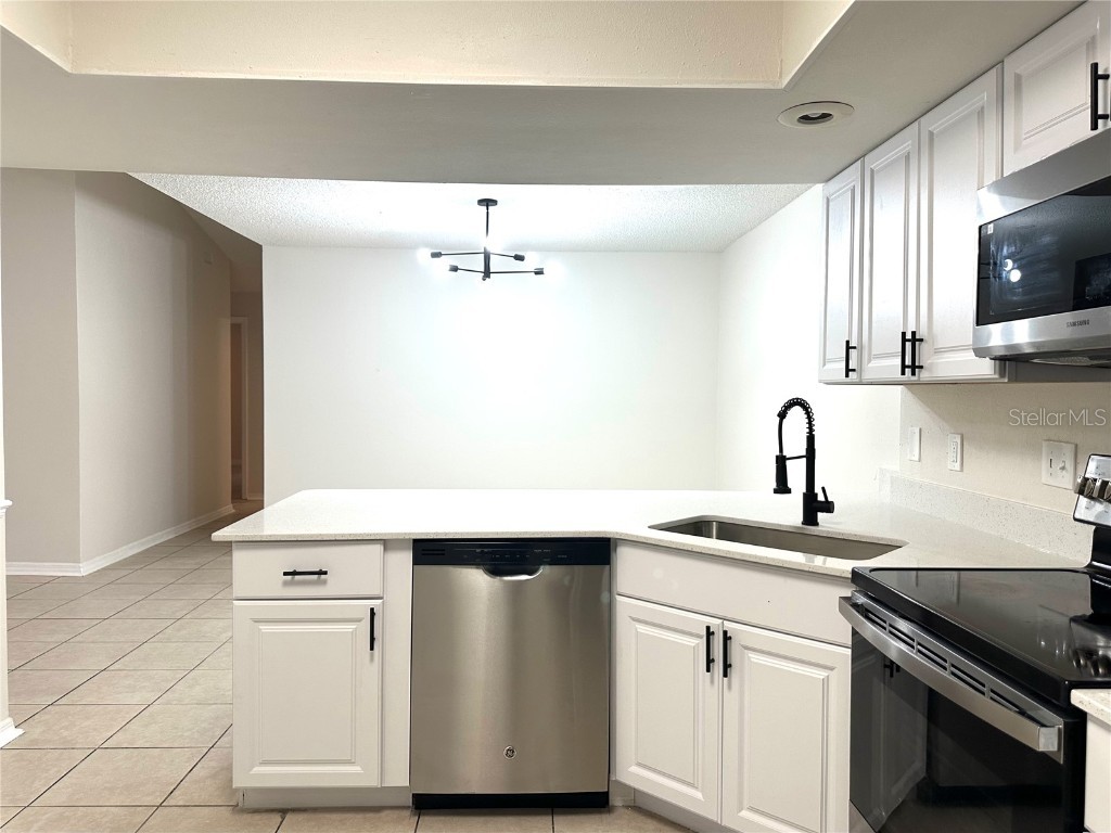 4582 Heritage Oak Drive Orlando FL 32808 O6361597 image14