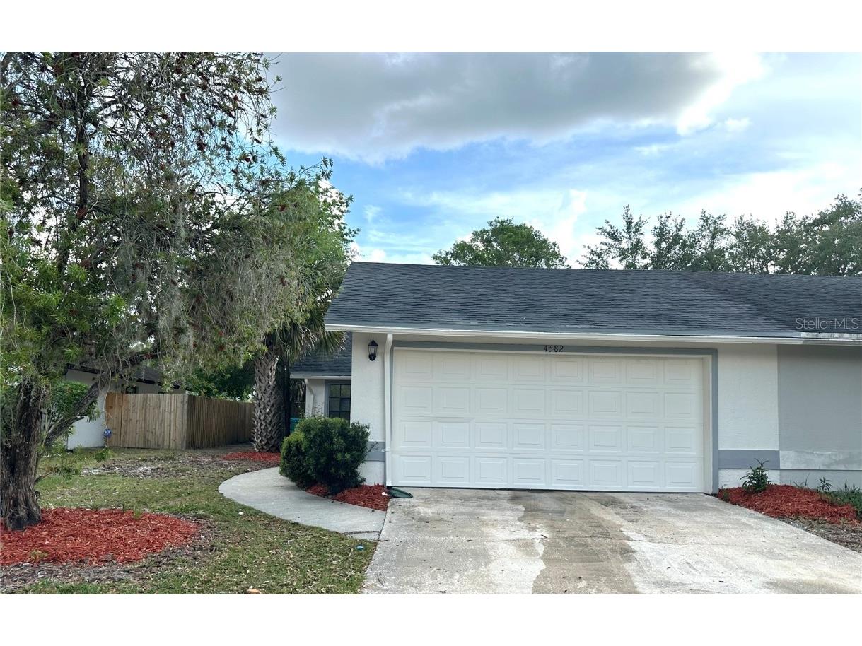 4582 Heritage Oak Drive Orlando FL 32808 O6361597 image2