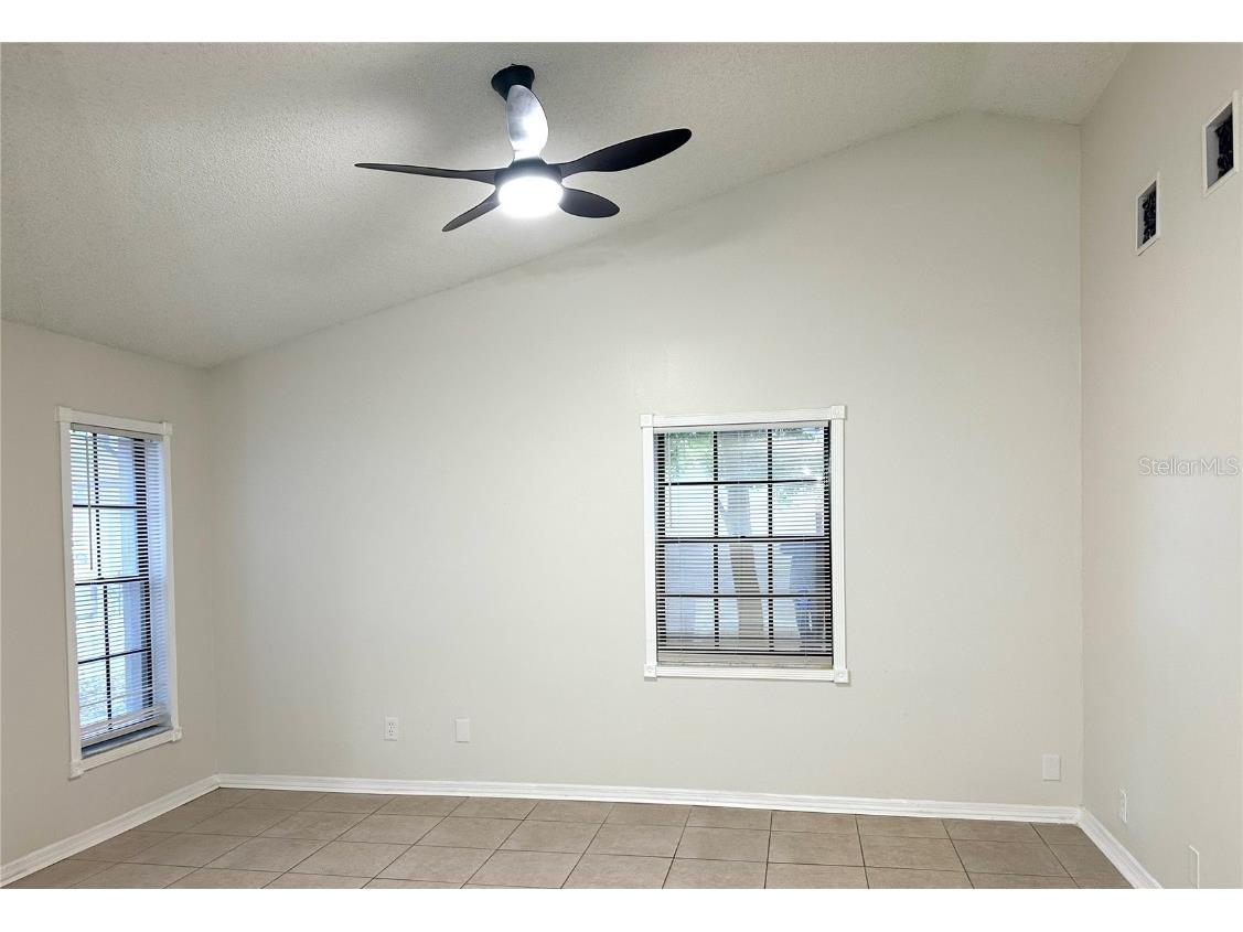 4582 Heritage Oak Drive Orlando FL 32808 O6361597 image7