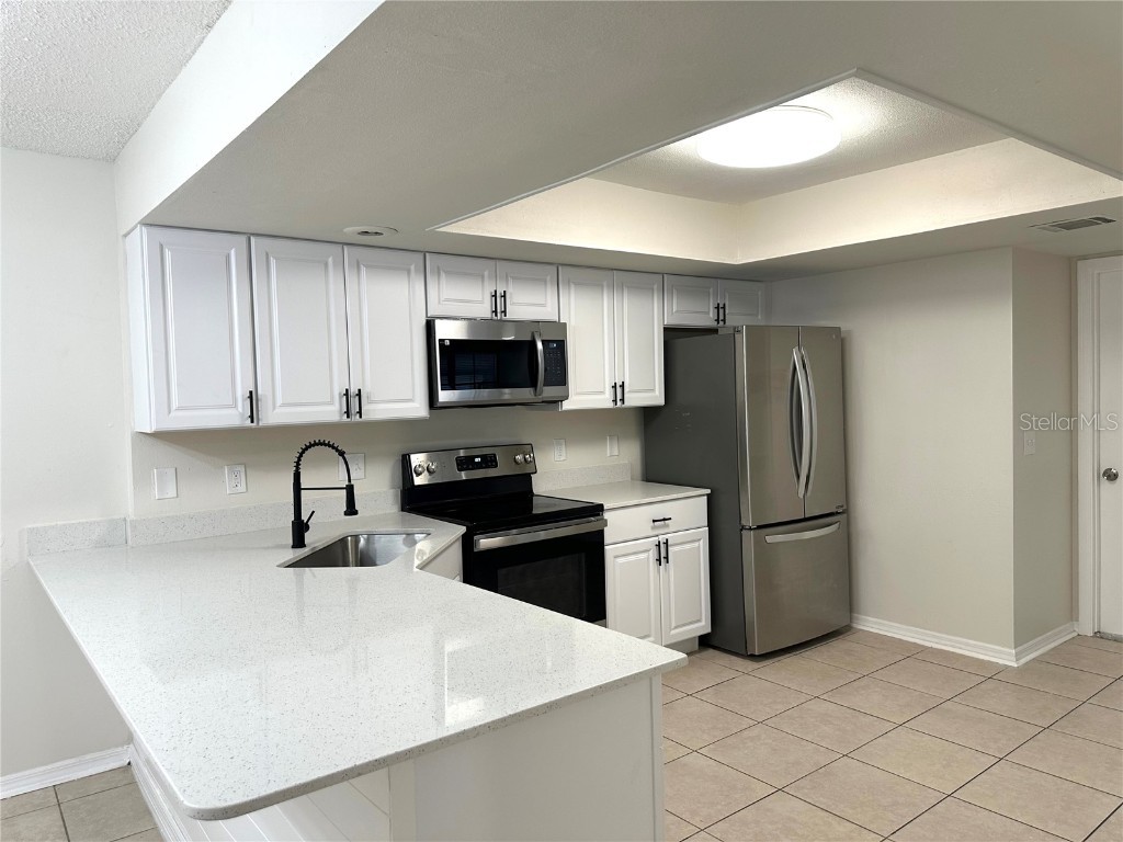 4582 Heritage Oak Drive Orlando FL 32808 O6361597 image9