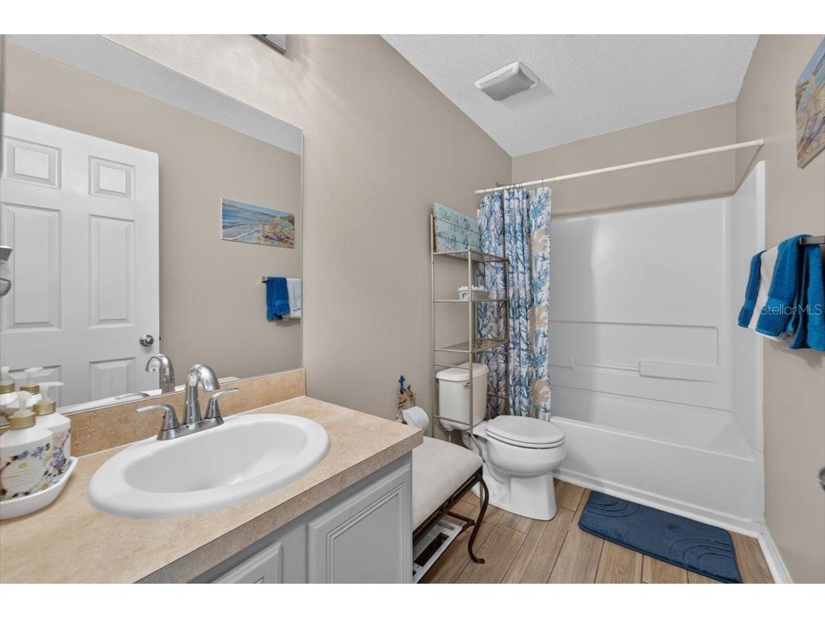4582 Limerick Drive Tampa FL 33610 TB8526048 image25