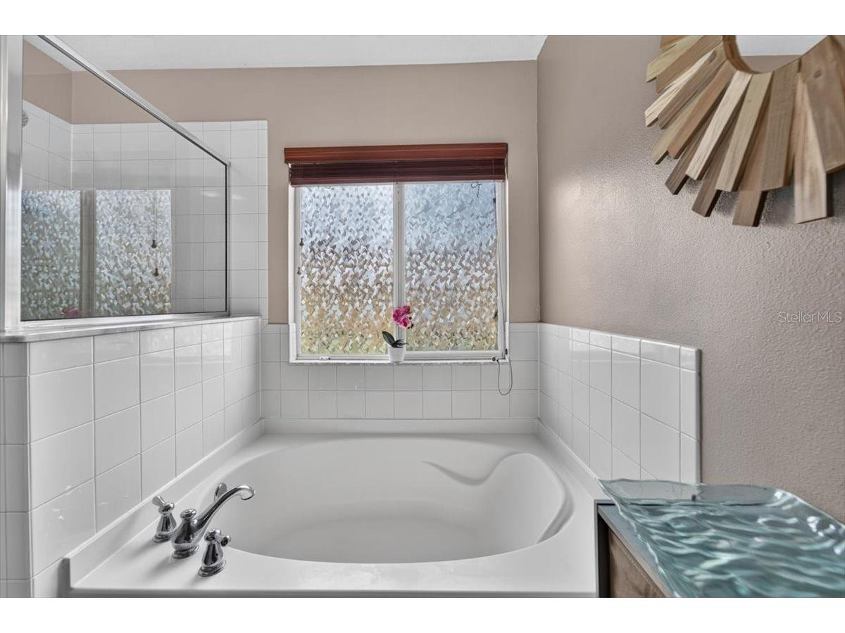 4582 Limerick Drive Tampa FL 33610 TB8526048 image30