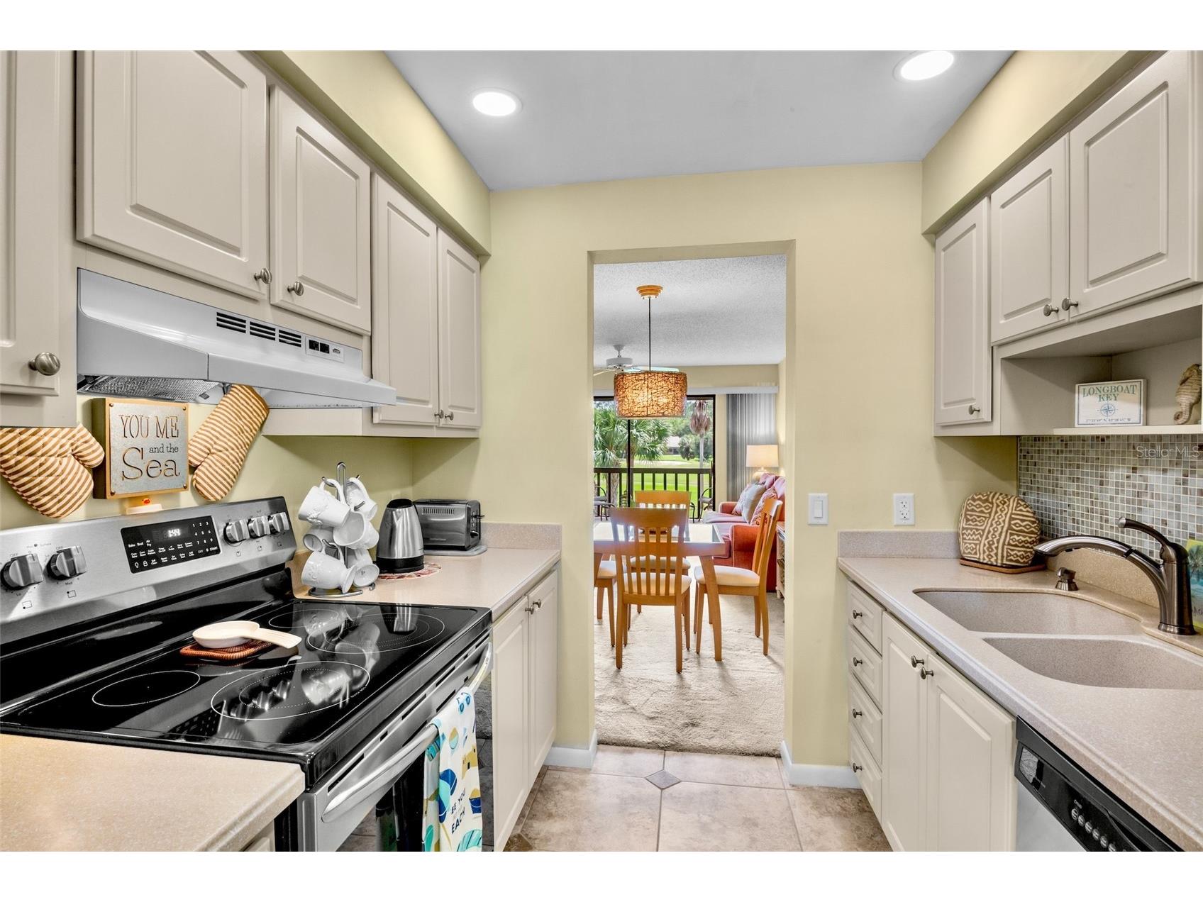 4582 Longwater #62 Sarasota FL 34235 A4686119 image8