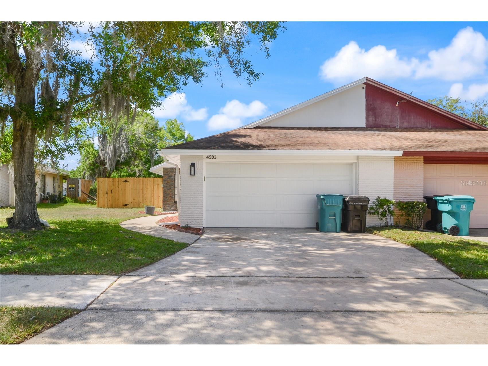 4583 Heritage Oak Drive Orlando FL 32808 O6401937 image1