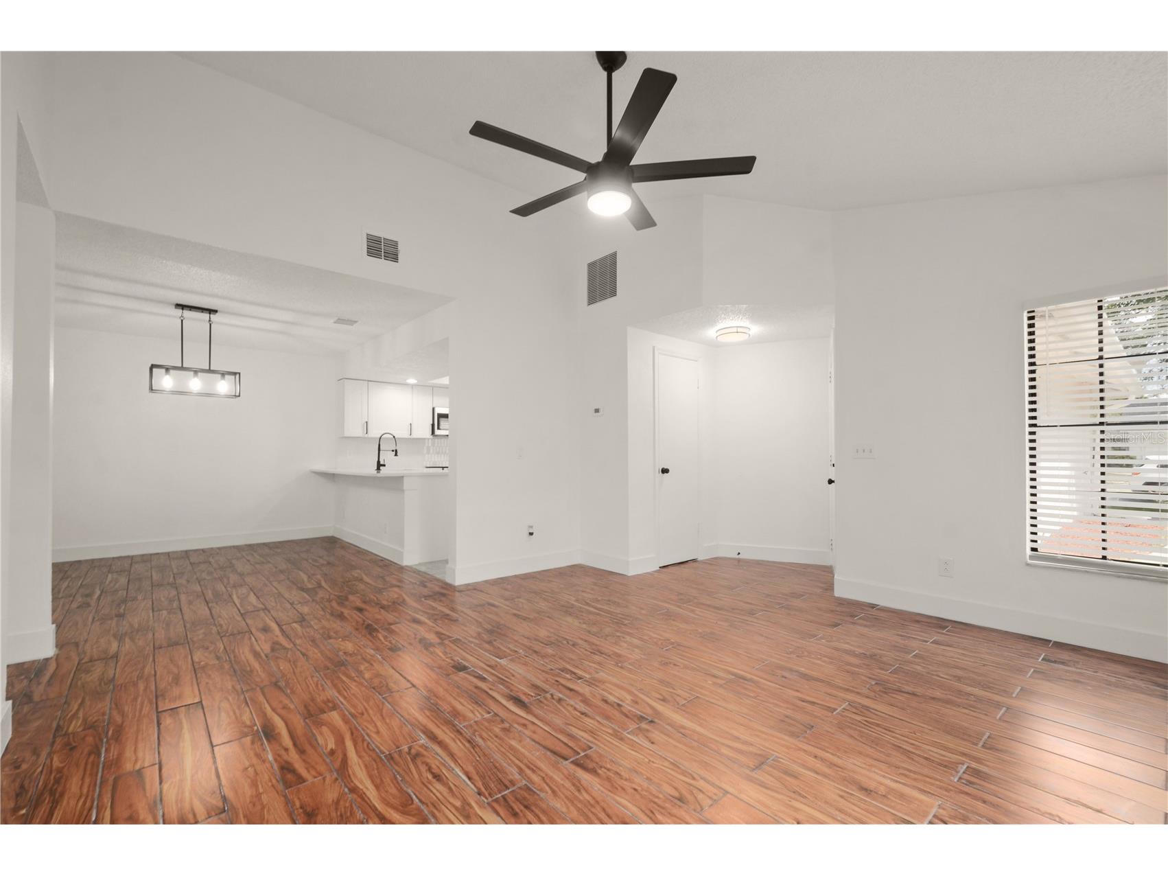 4583 Heritage Oak Drive Orlando FL 32808 O6401937 image12