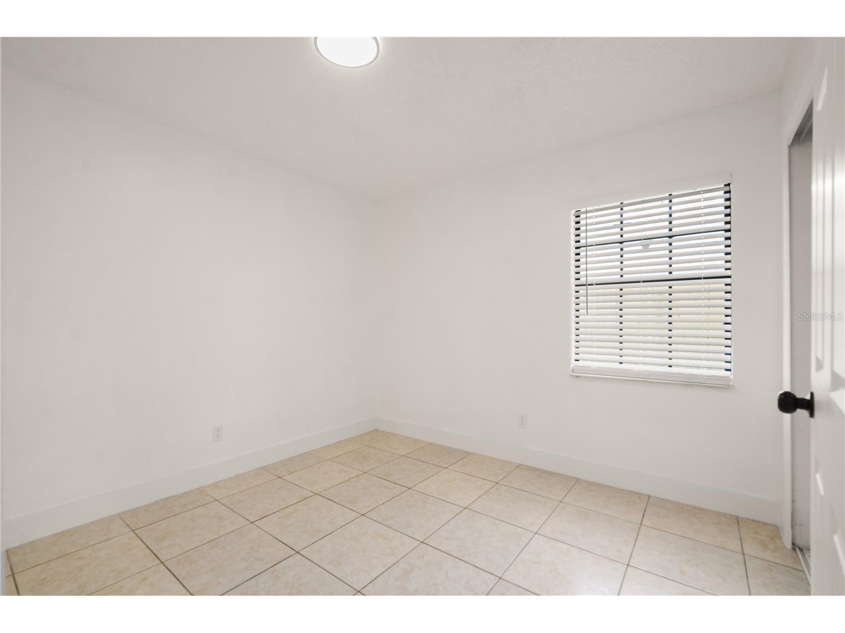 4583 Heritage Oak Drive Orlando FL 32808 O6401937 image17