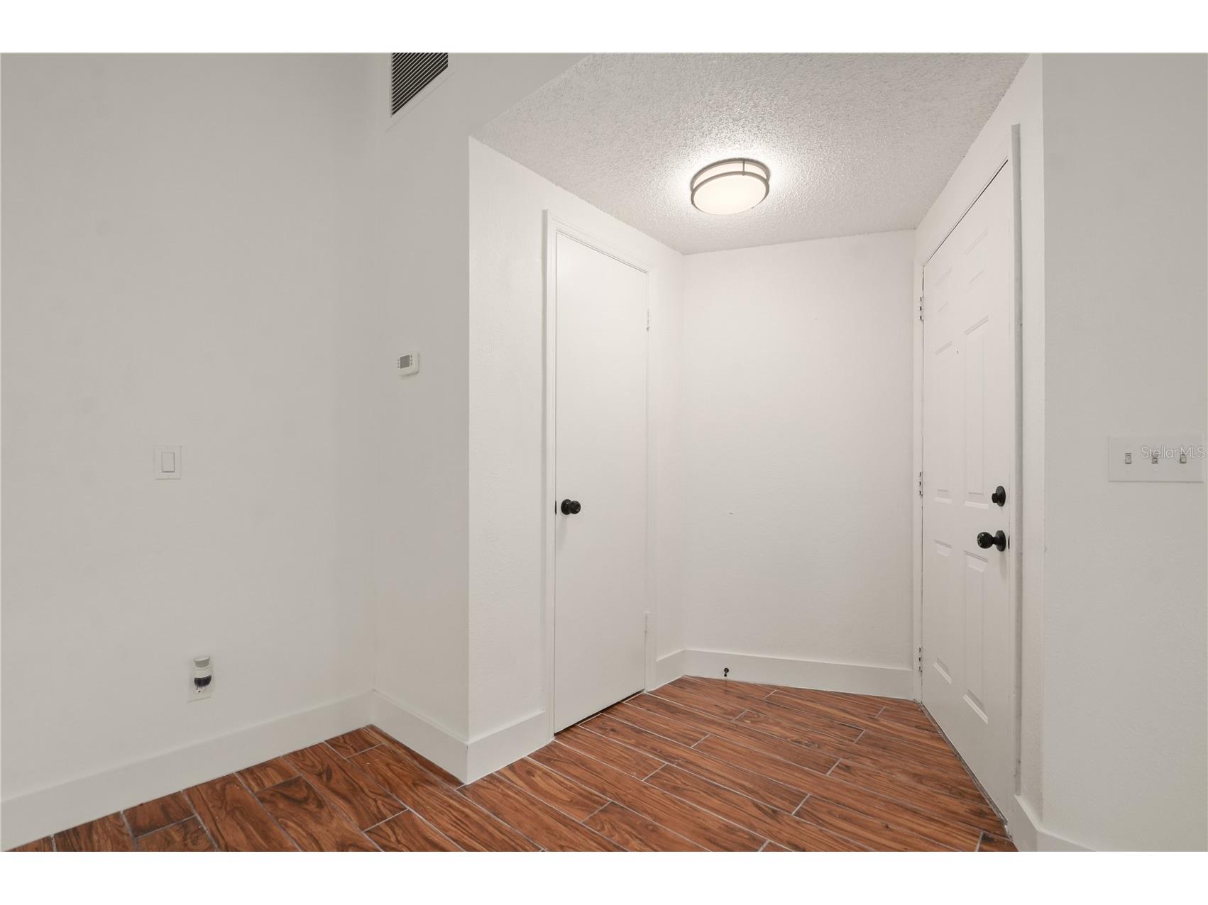 4583 Heritage Oak Drive Orlando FL 32808 O6401937 image4