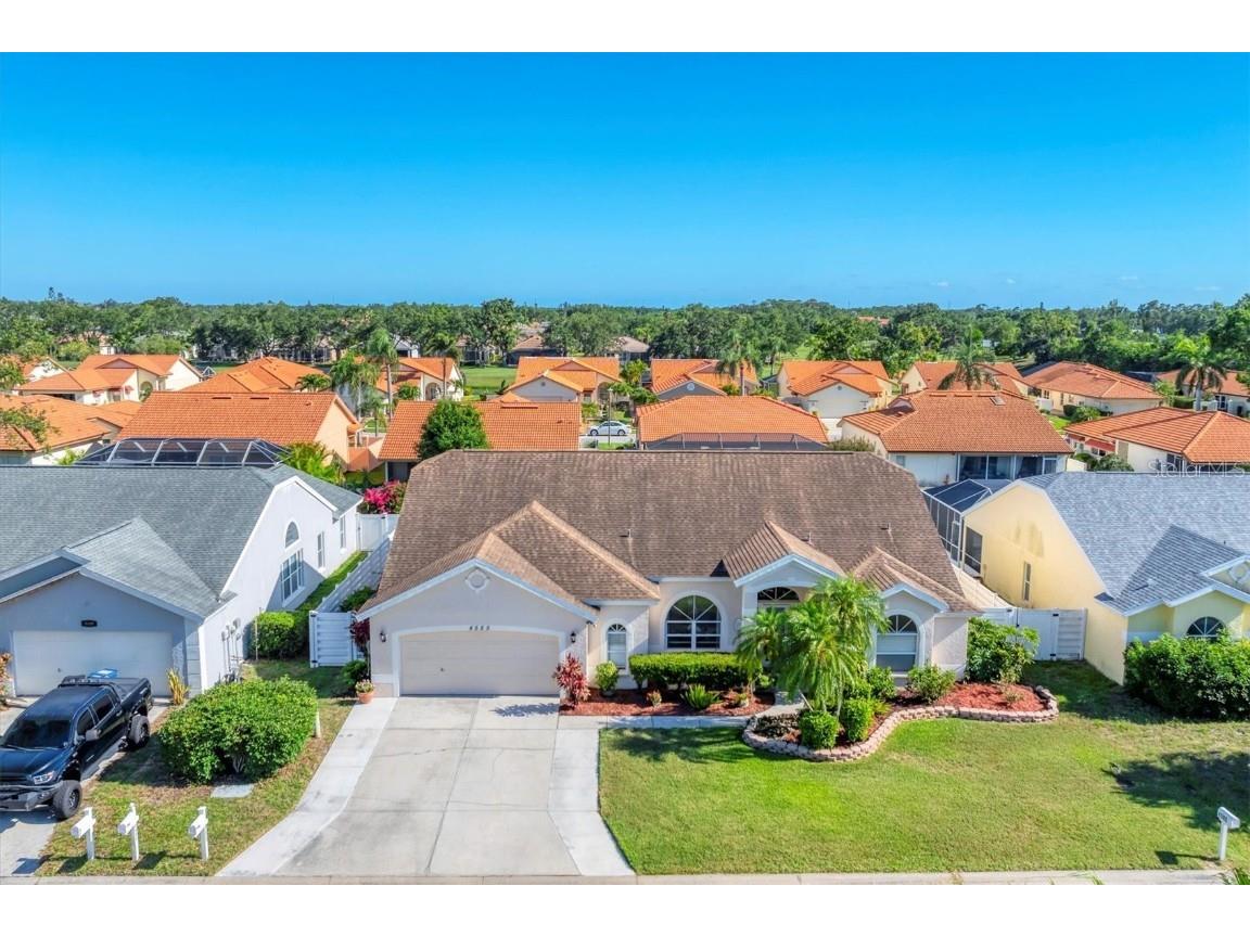 4585 Dover Street Circle E Bradenton FL 34203 A4653389 image1