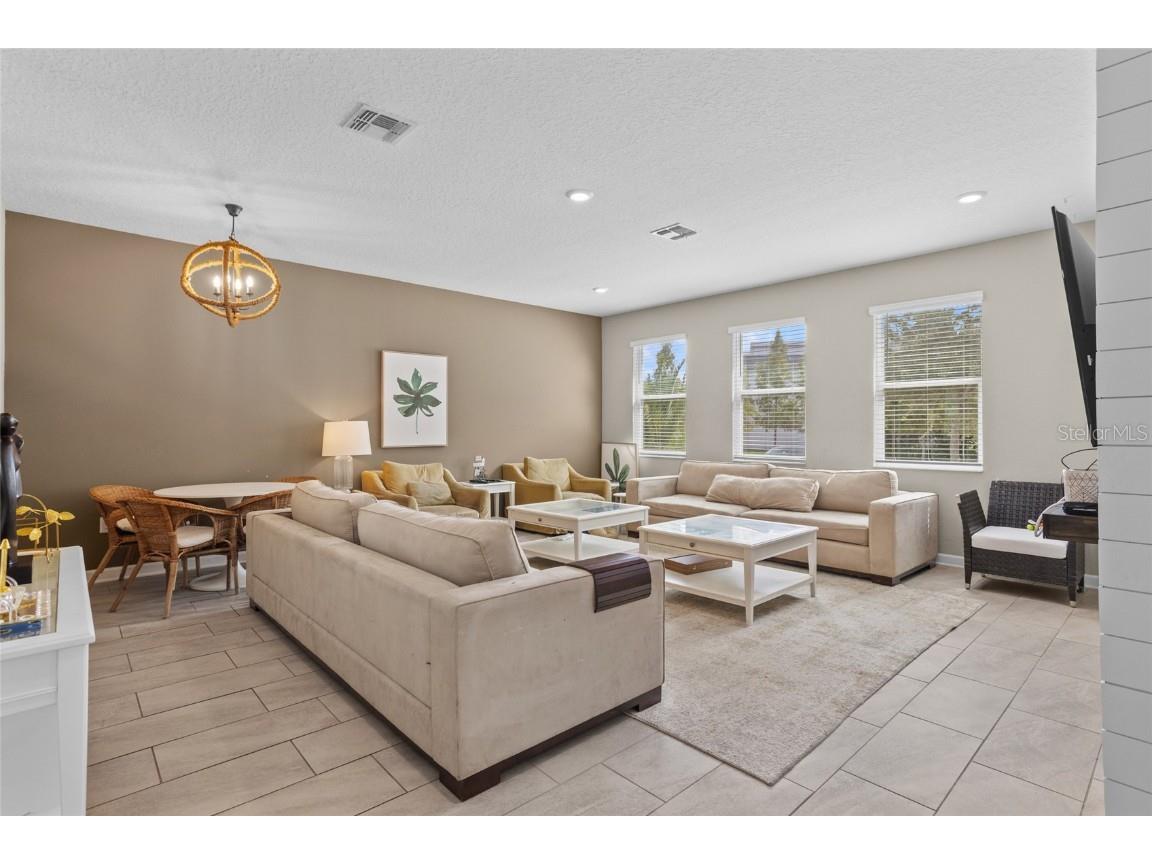 4585 Target Boulevard Kissimmee FL 34746 O6342138 image3