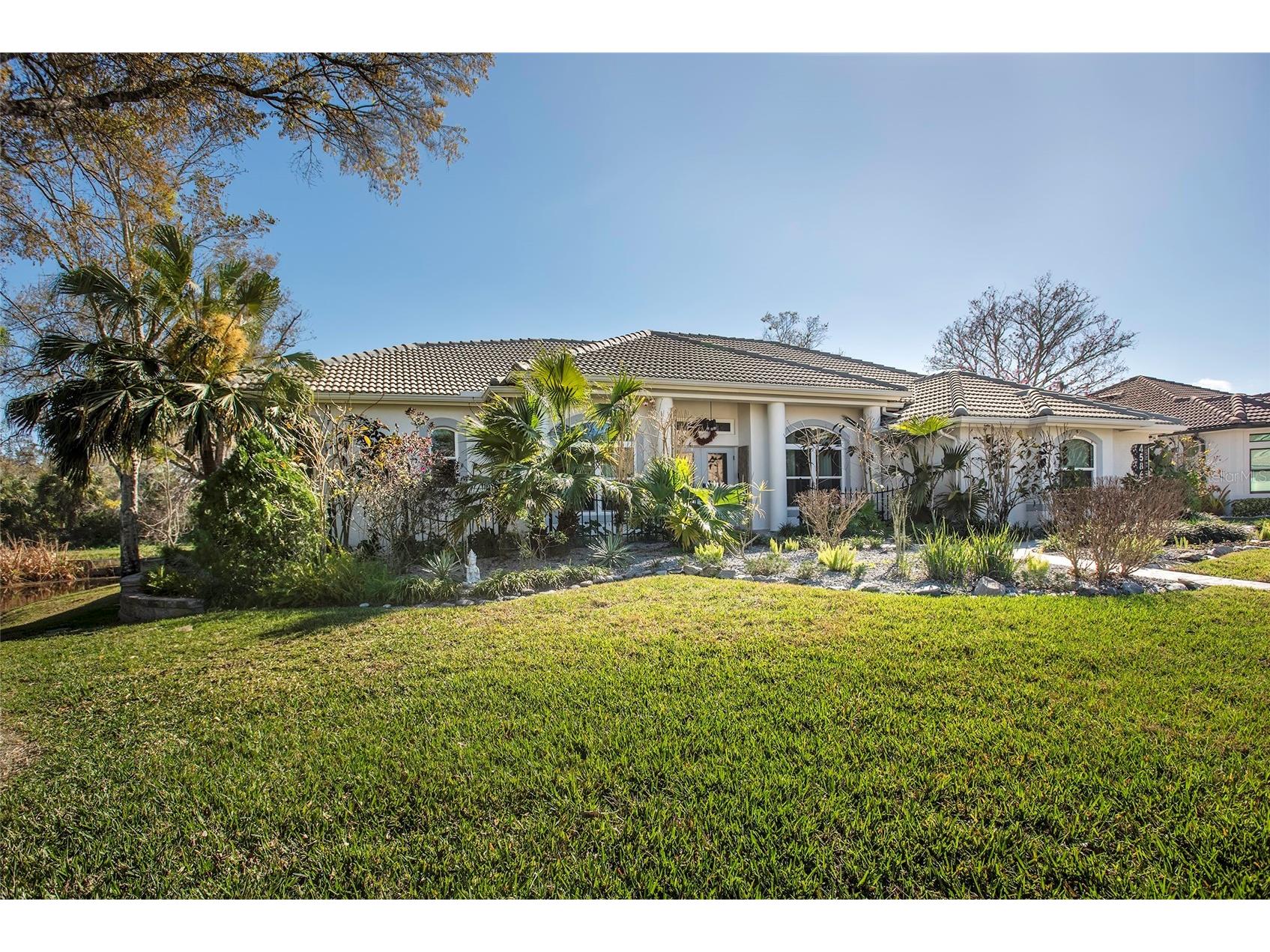 4586 Del Sol Boulevard S Sarasota FL 34243 A4682853 image1