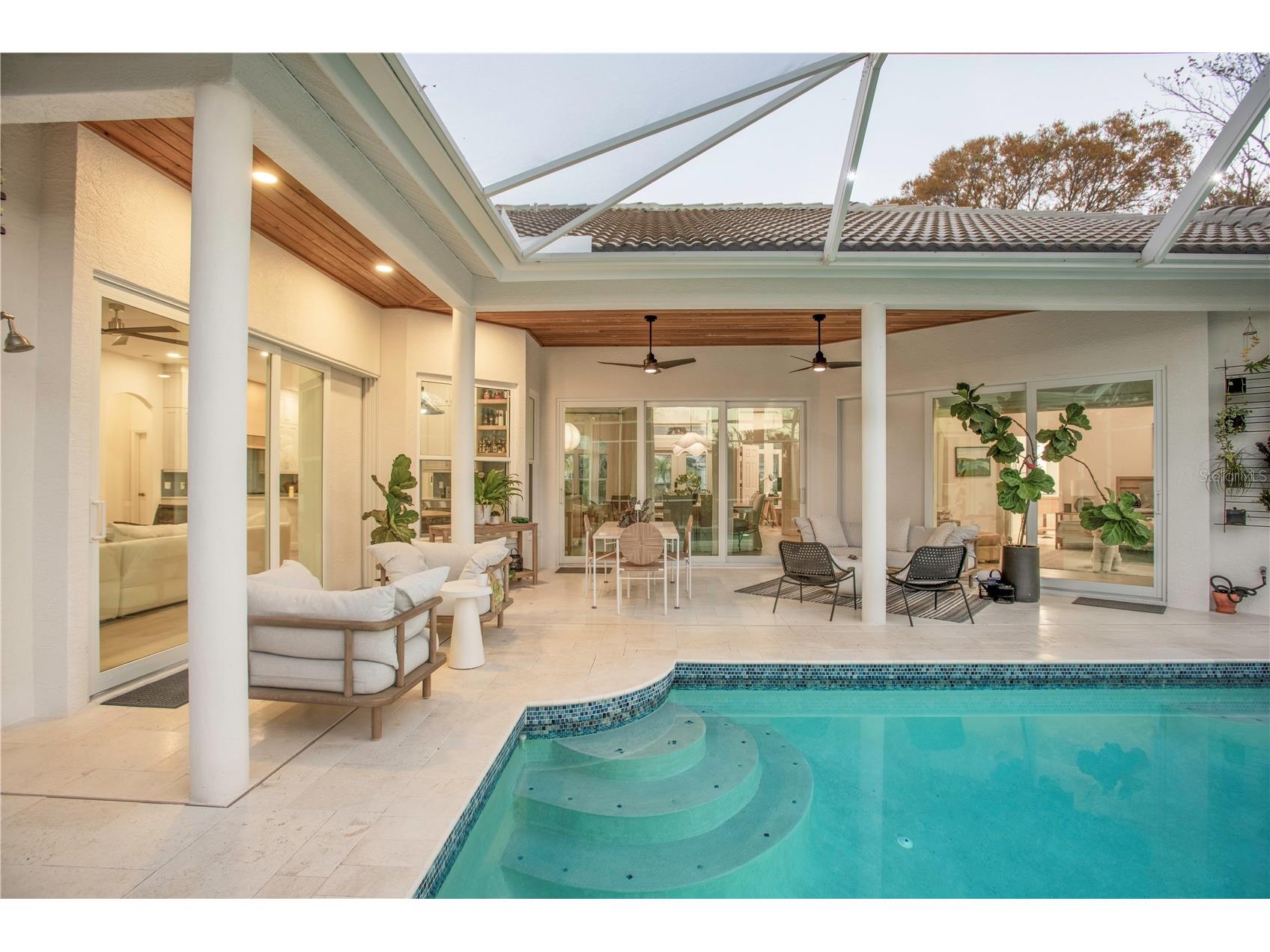 4586 Del Sol Boulevard S Sarasota FL 34243 A4682853 image7