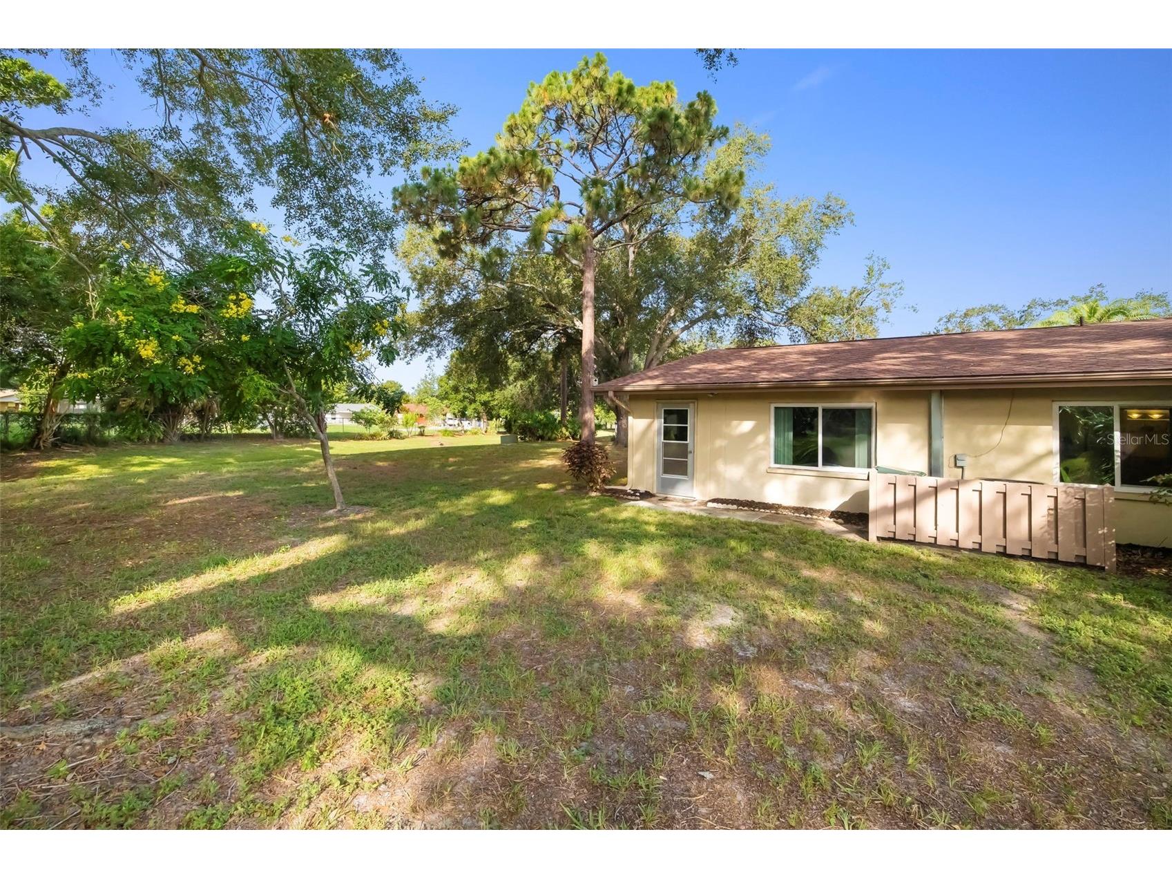 4586 Mohican Trail #147 Sarasota FL 34233 A4699365 image30