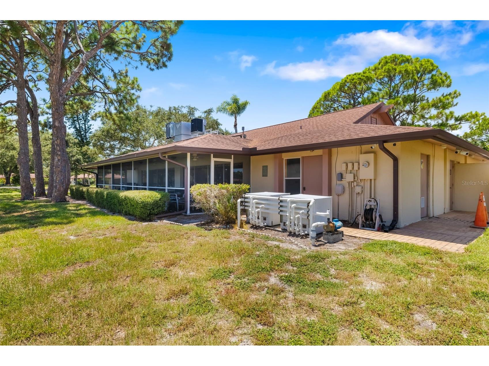 4586 Mohican Trail #147 Sarasota FL 34233 A4699365 image35