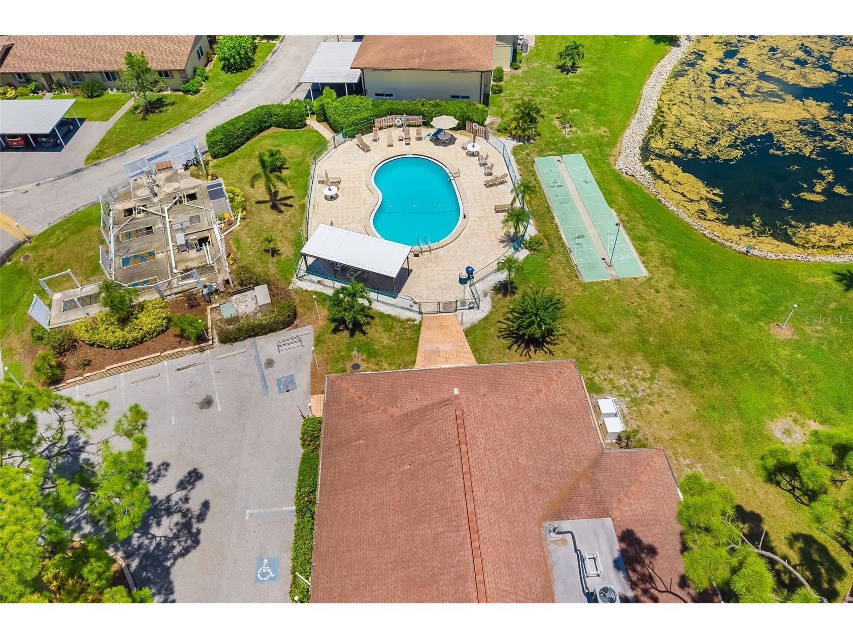 4586 Mohican Trail #147 Sarasota FL 34233 A4699365 image36
