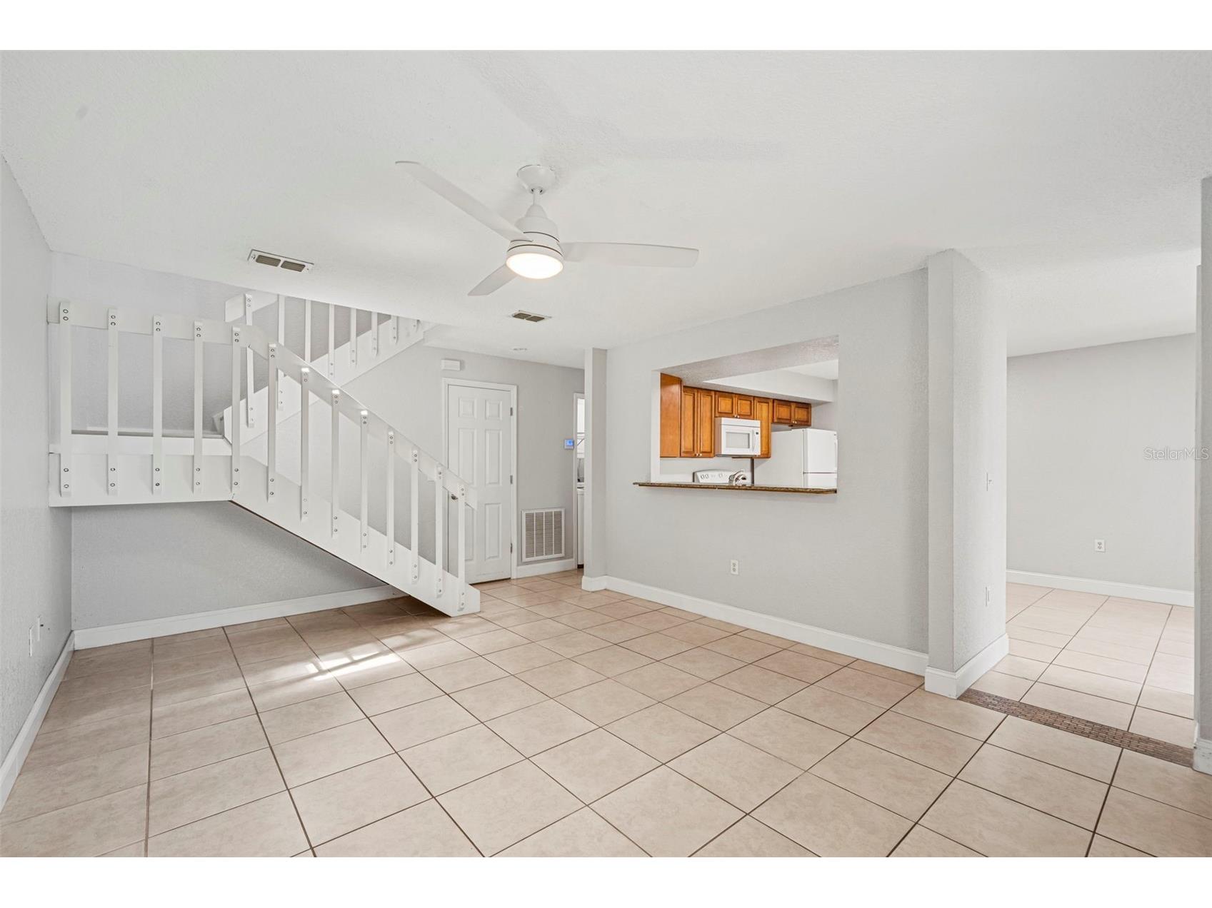 4586 Pheasant Run Drive #6B Orlando FL 32808 O6414496 image16