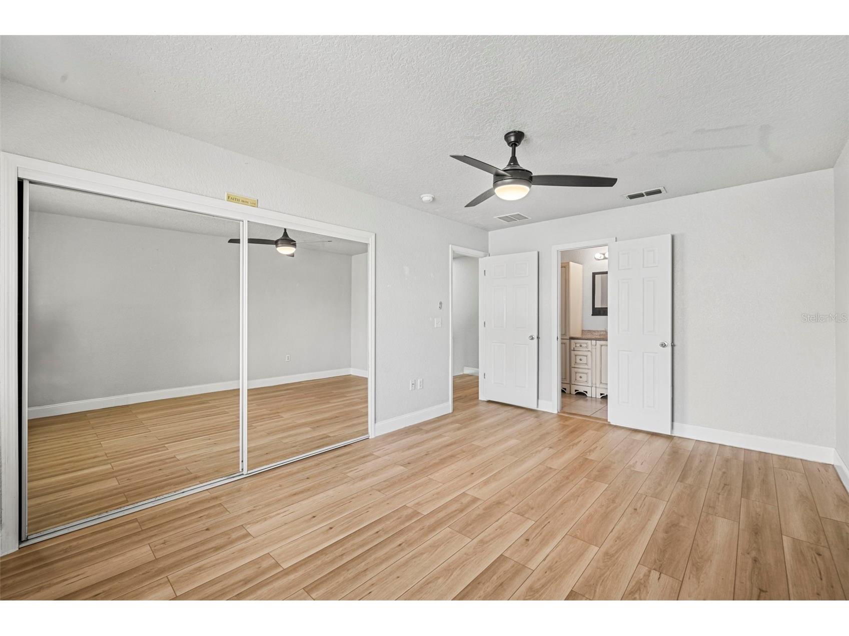 4586 Pheasant Run Drive #6B Orlando FL 32808 O6414496 image18