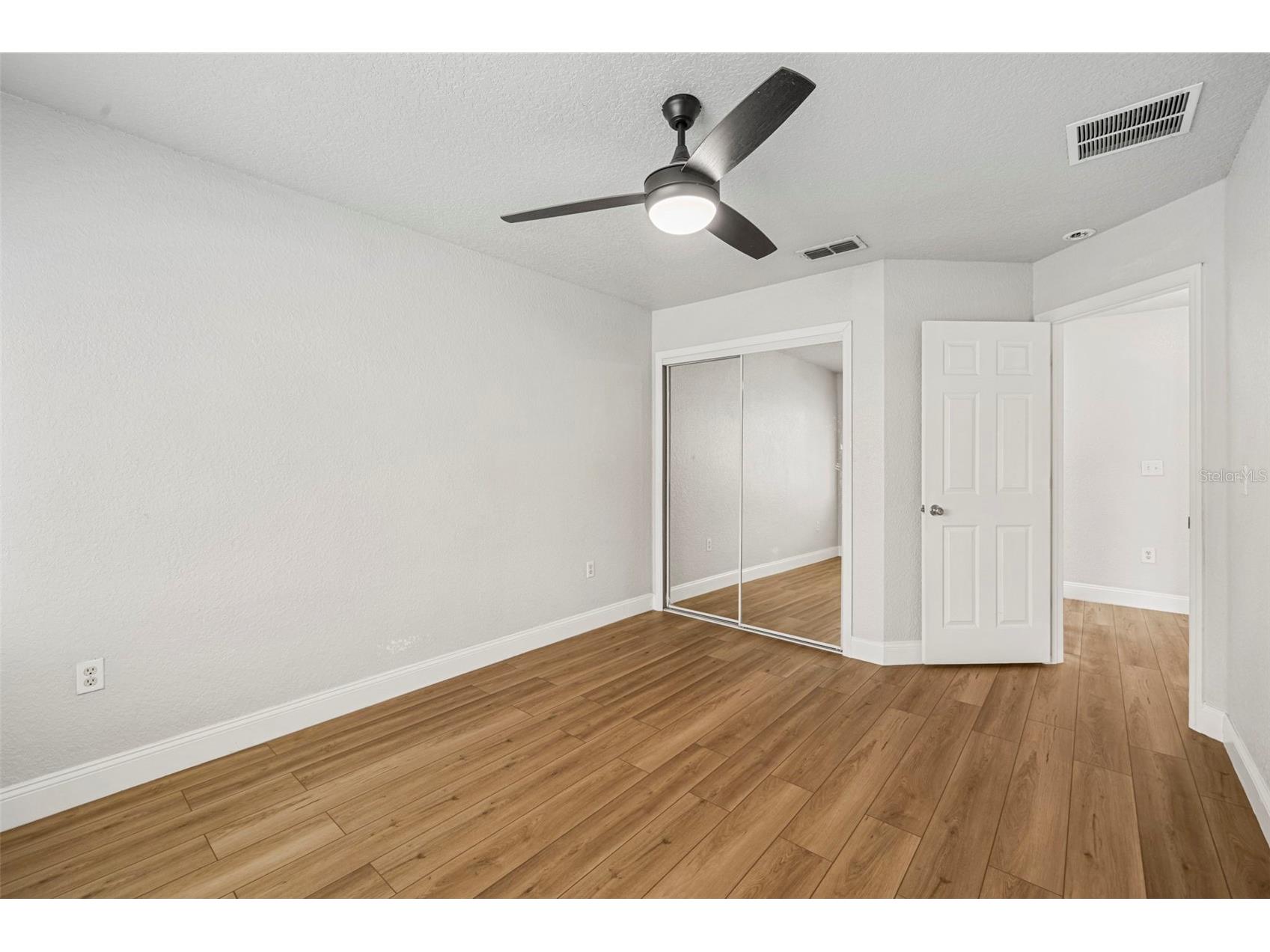 4586 Pheasant Run Drive #6B Orlando FL 32808 O6414496 image23