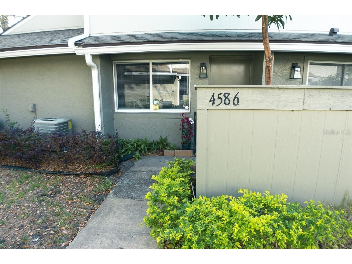 4586 Pheasant Run Drive #B Orlando FL 32808 O6094733 image1