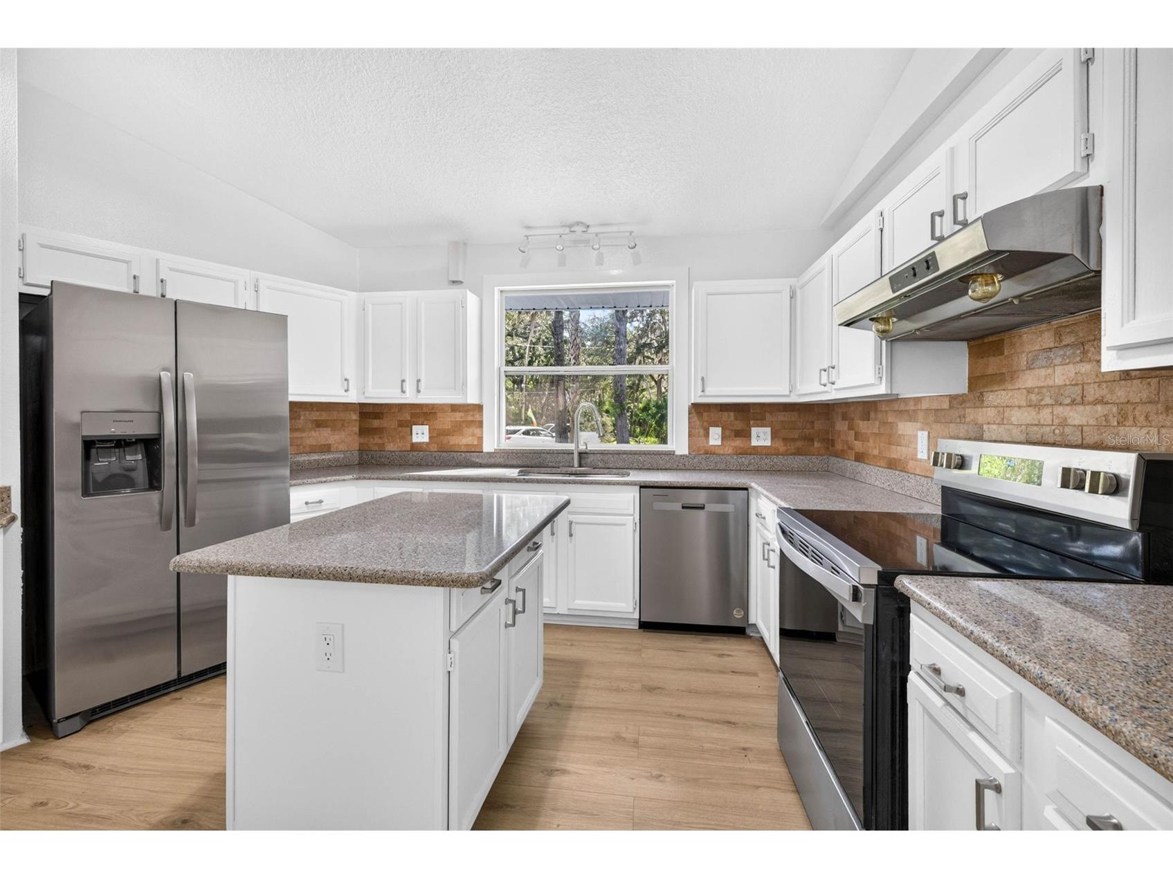 4586 S Flambeau Loop Homosassa FL 34448 TB8520897 image23