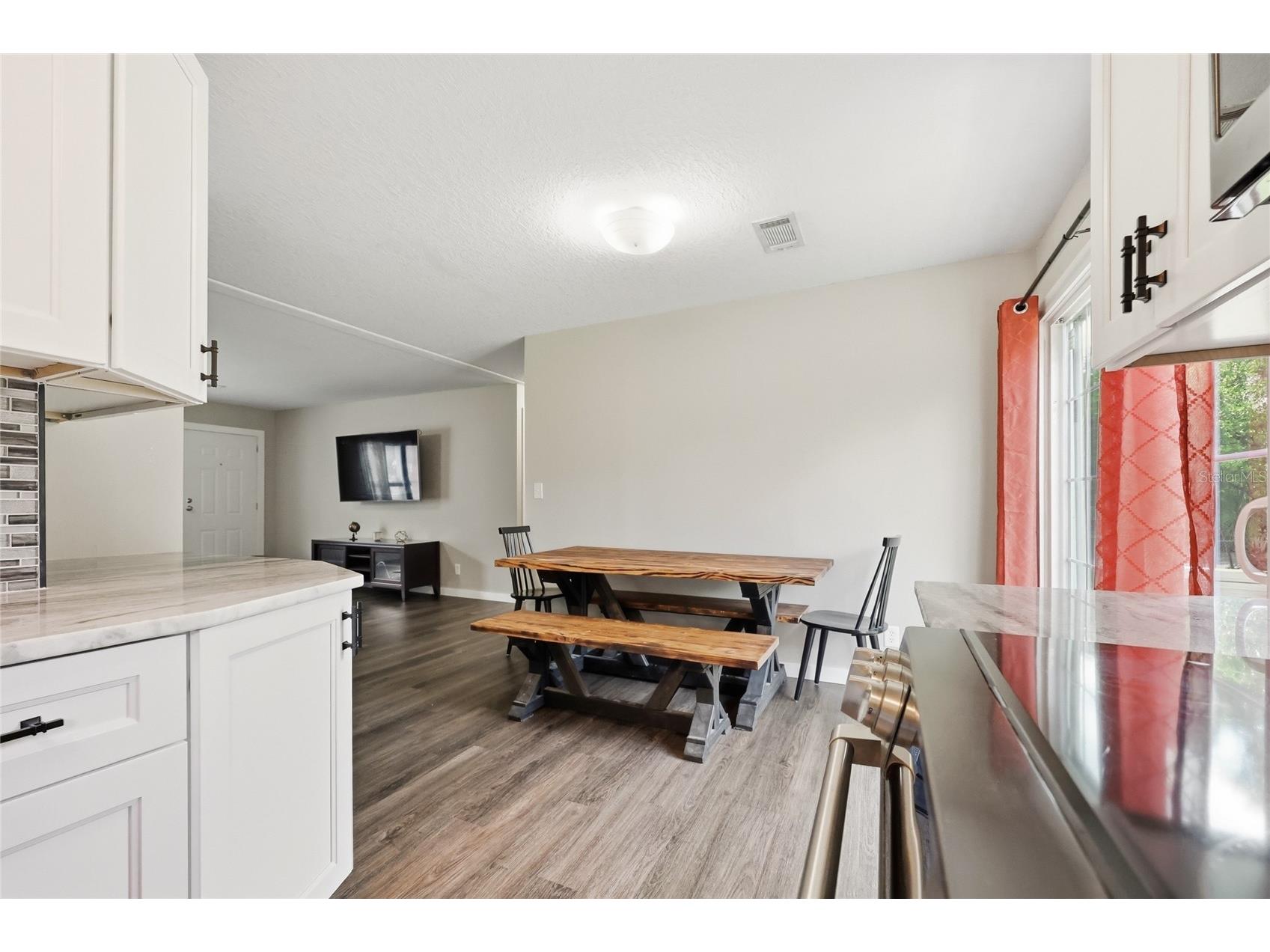 45861 Raccoon Street Paisley FL 32767 O6419521 image5