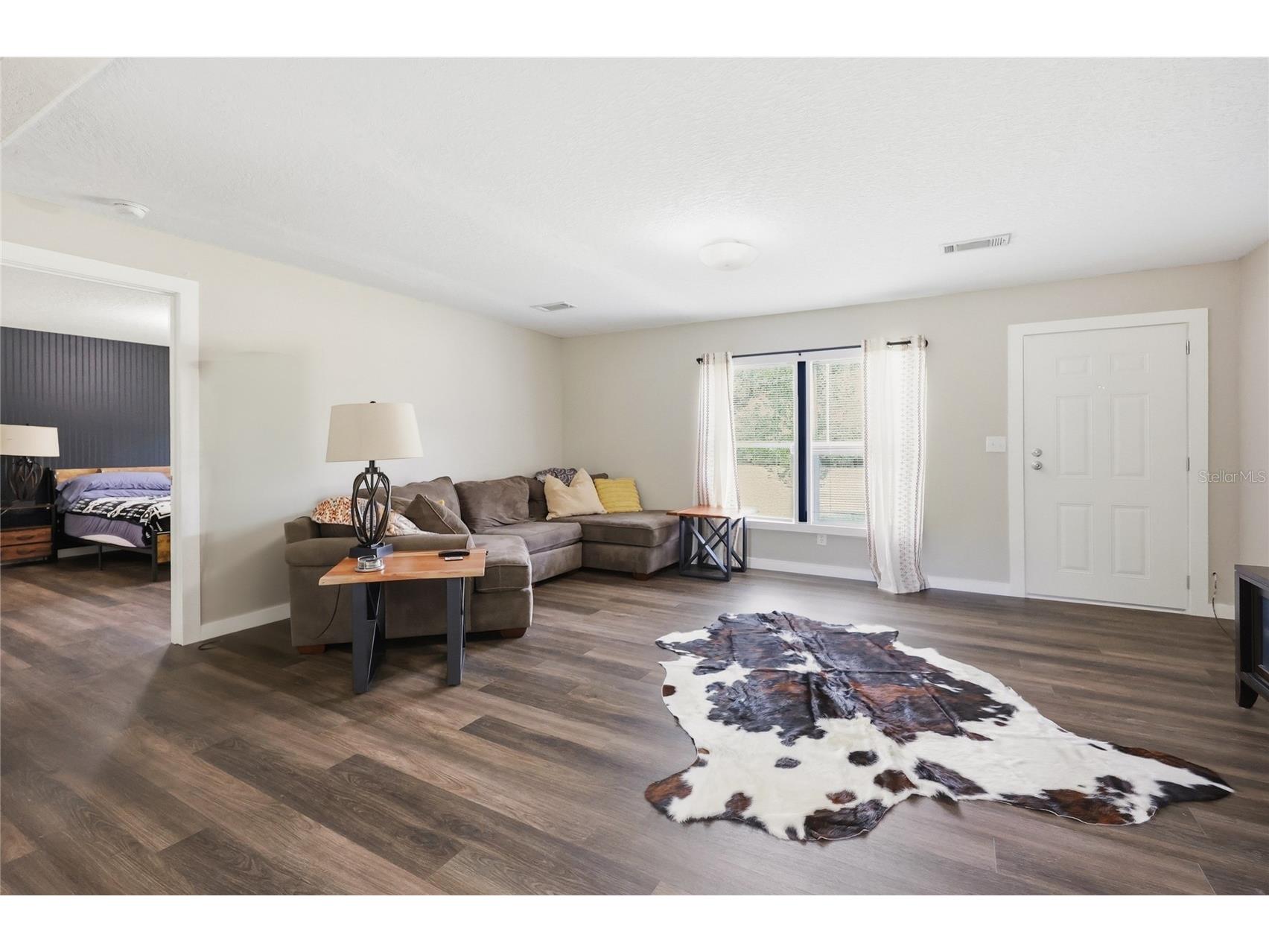 45861 Raccoon Street Paisley FL 32767 O6419521 image8