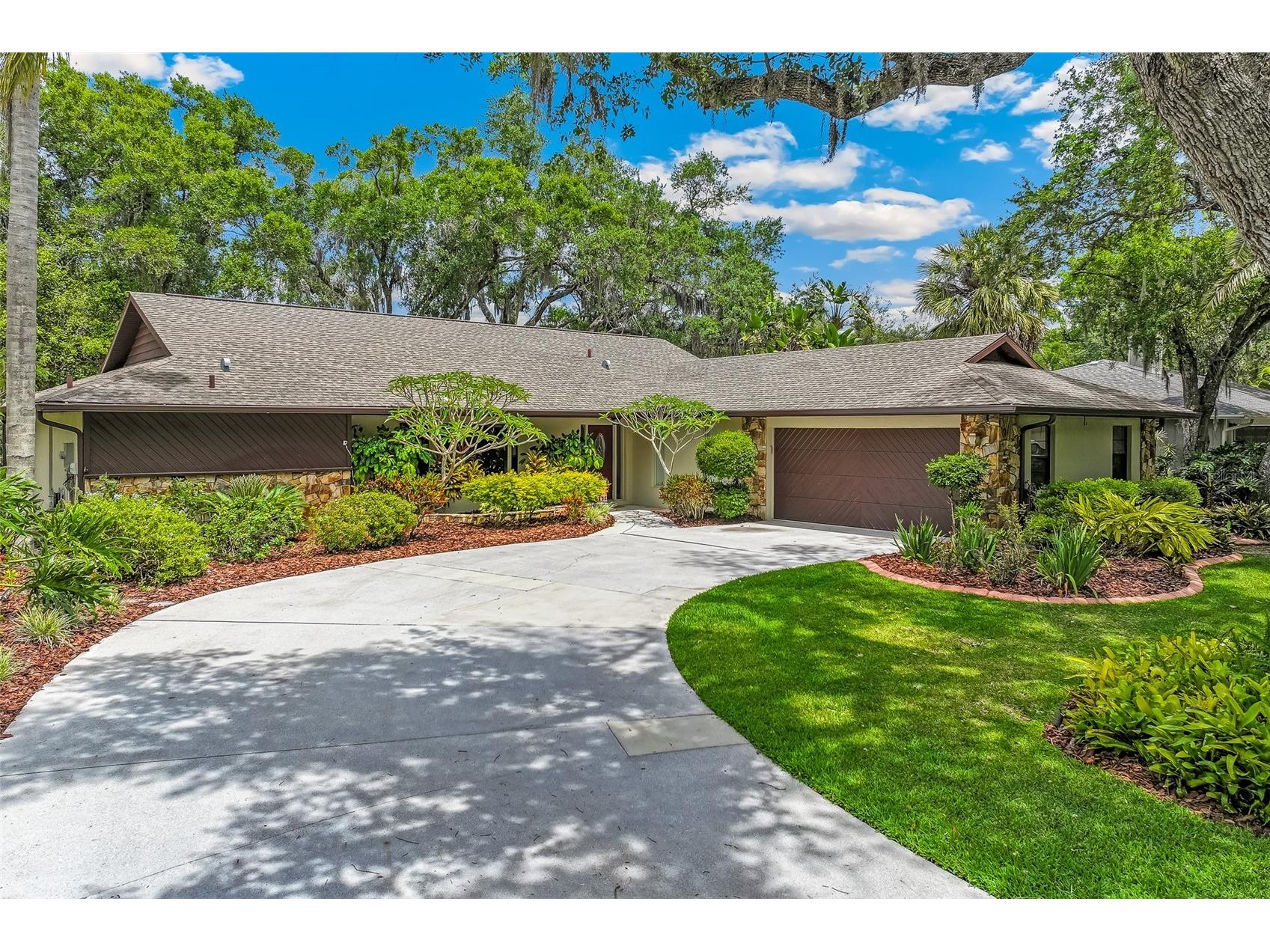 4587 Friar Tuck Lane Sarasota FL 34232 A4691741 image1