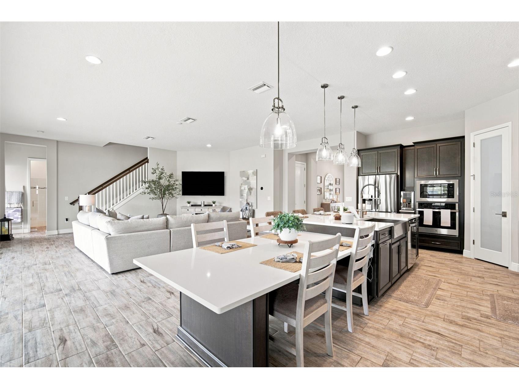 4587 Shoreleaf Loop Valrico FL 33596 TB8527796 image3