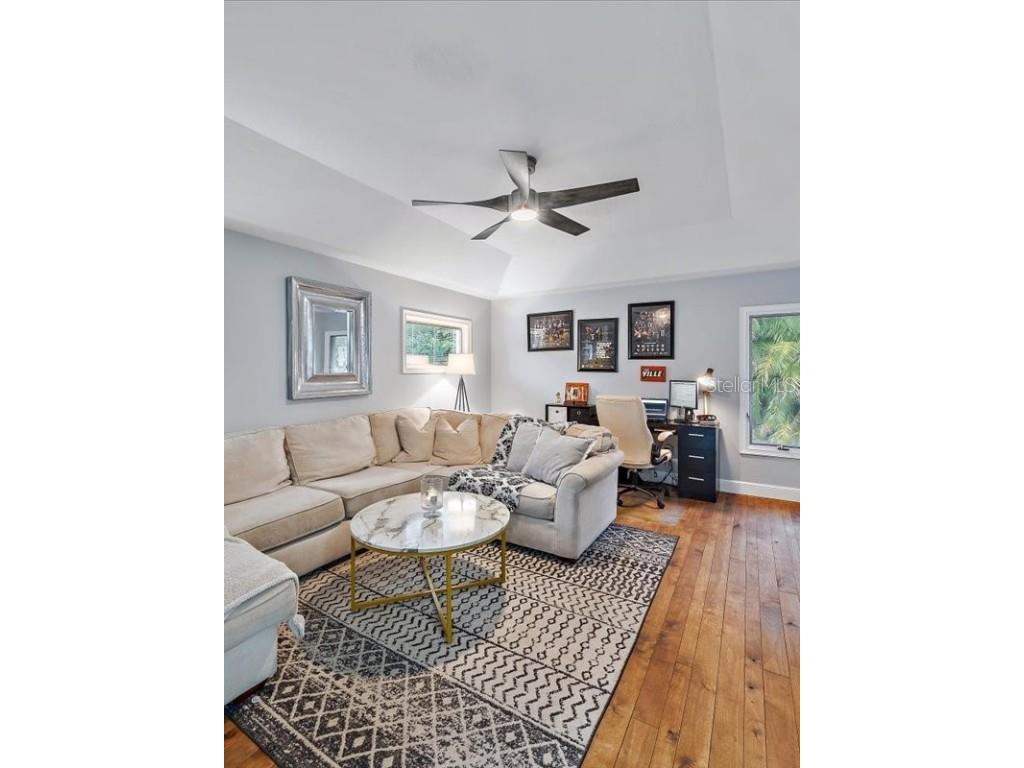 4588 Baycedar Lane Sarasota FL 34241 TB8353985 image5