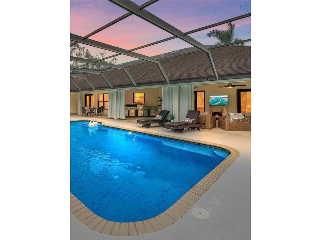 4588 Baycedar Lane Sarasota FL 34241 TB8353985 image9