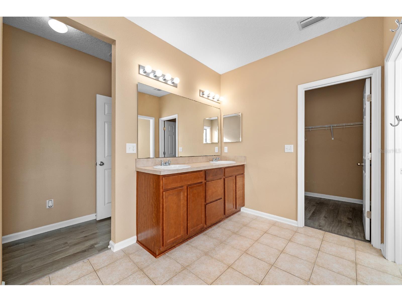 4588 Golf Brook Road Orange Park FL 32065 TB8483241 image21