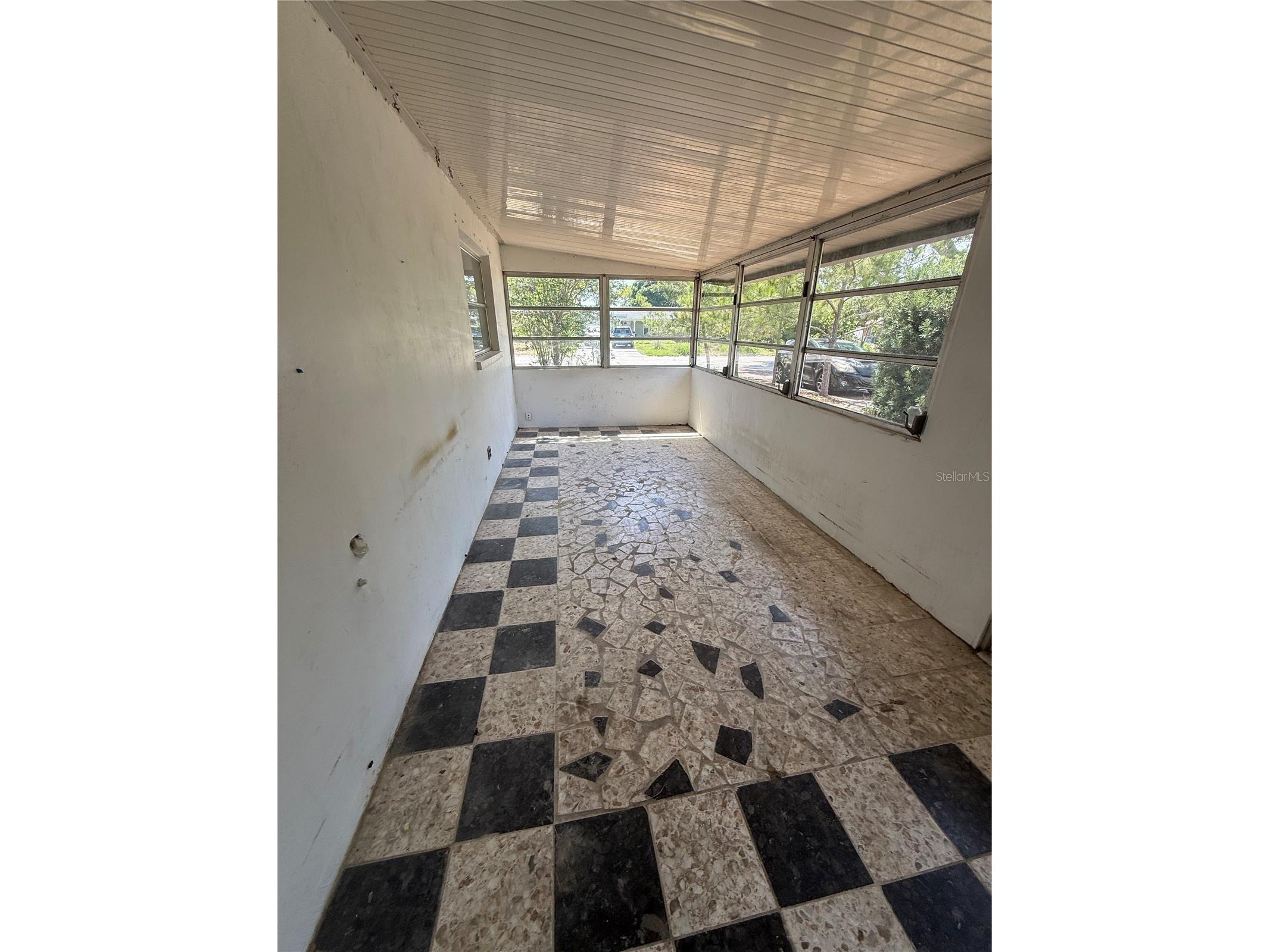 4589 32nd Avenue N Saint Petersburg FL 33713 TB8516591 image24