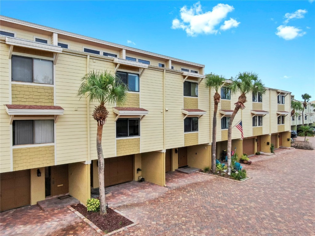 459 Haven Point Drive Treasure Island FL 33706 - INTRACOASTAL WATERWAY TB8401829 image6