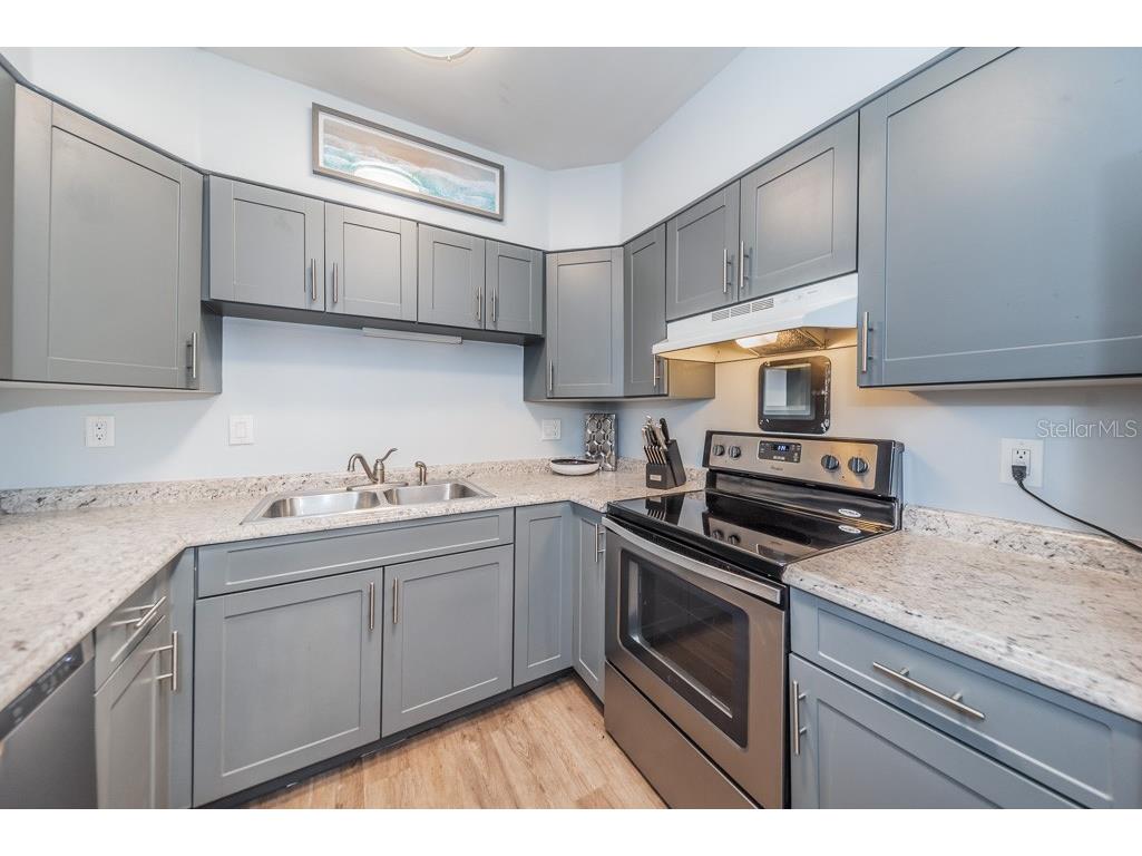 459 Main Street #B Dunedin FL 34698 TB8361959 image13