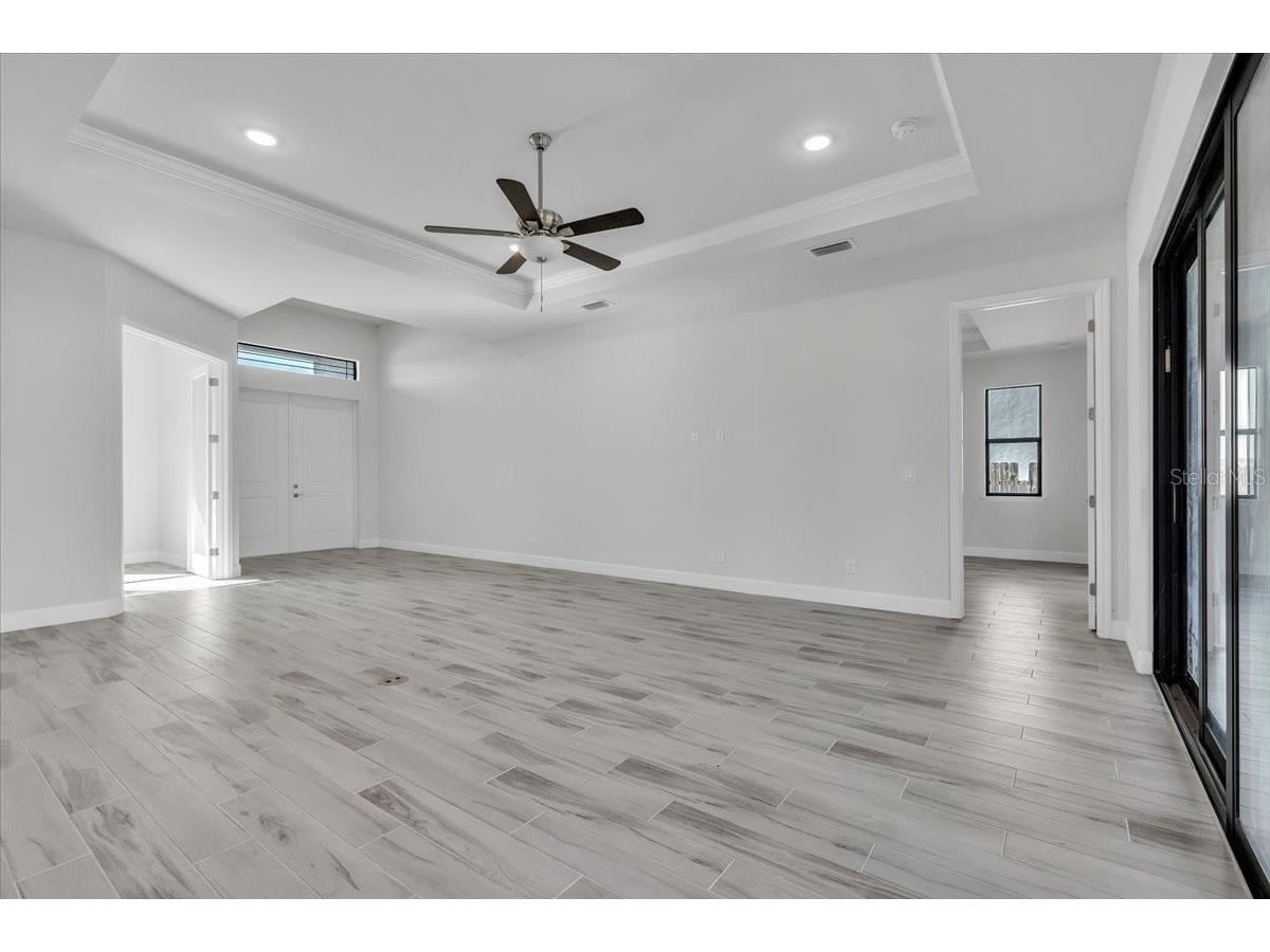 459 NE 2nd Place Cape Coral FL 33909 C7519469 image4