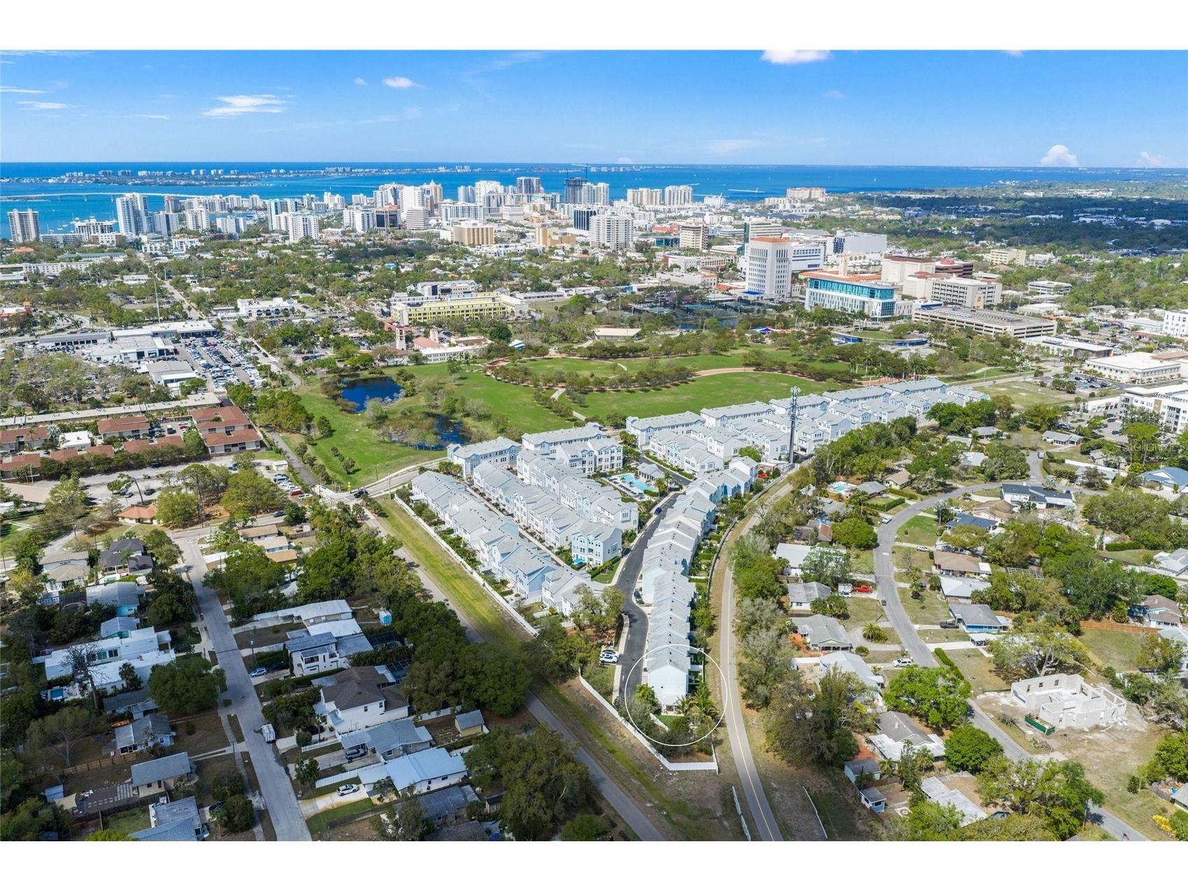 459 Wingfield Drive Sarasota FL 34237 A4685397 image1