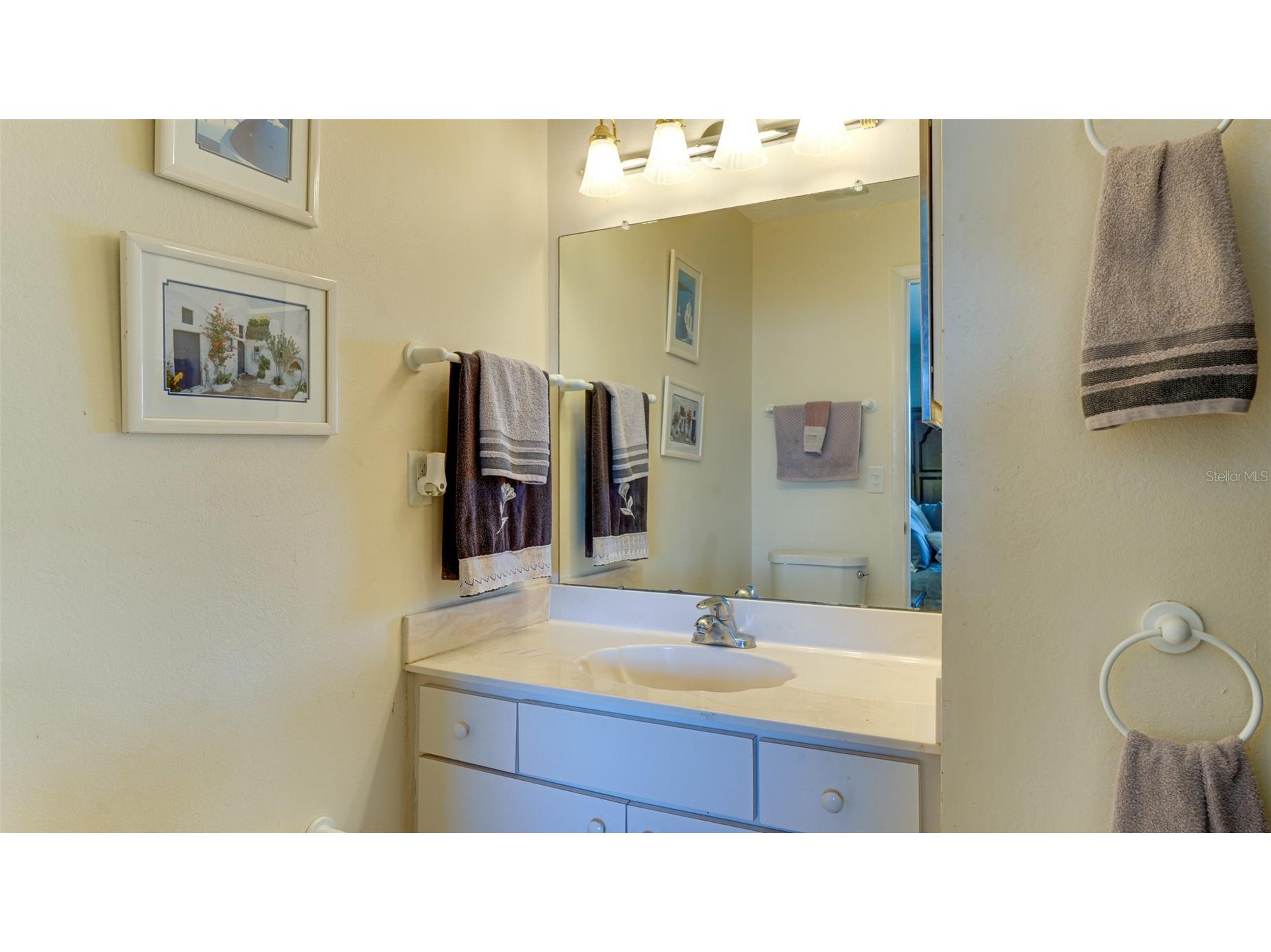 4591 Mohican Trail #137 Sarasota FL 34233 A4686959 image17