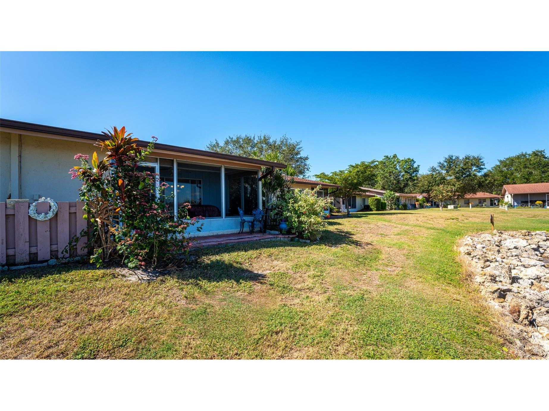 4591 Mohican Trail #137 Sarasota FL 34233 A4686959 image27