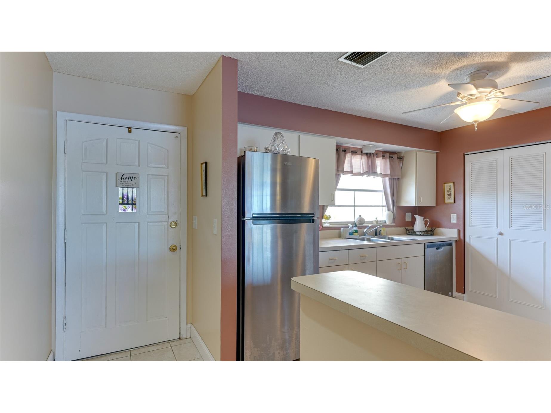 4591 Mohican Trail #137 Sarasota FL 34233 A4686959 image9