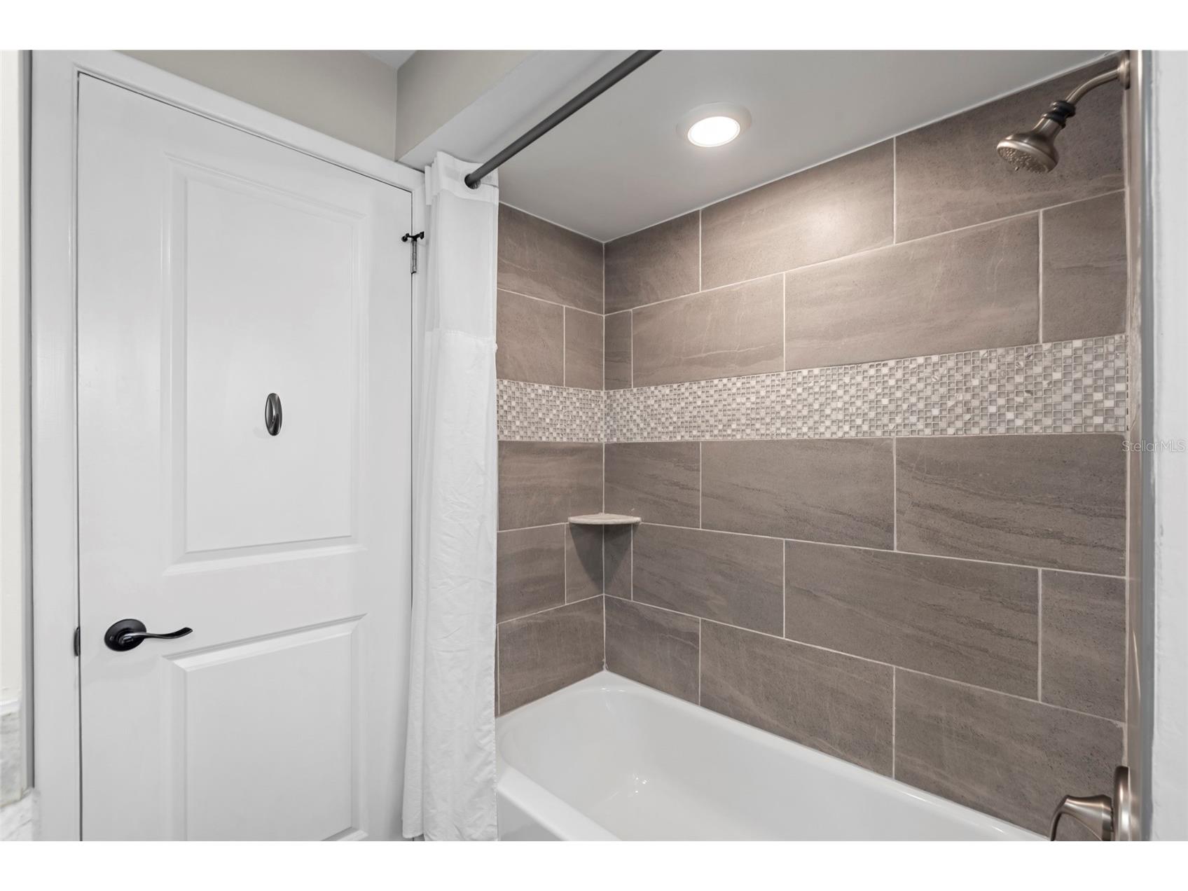 4592 40th Street S Saint Petersburg FL 33711 TB8446534 image27