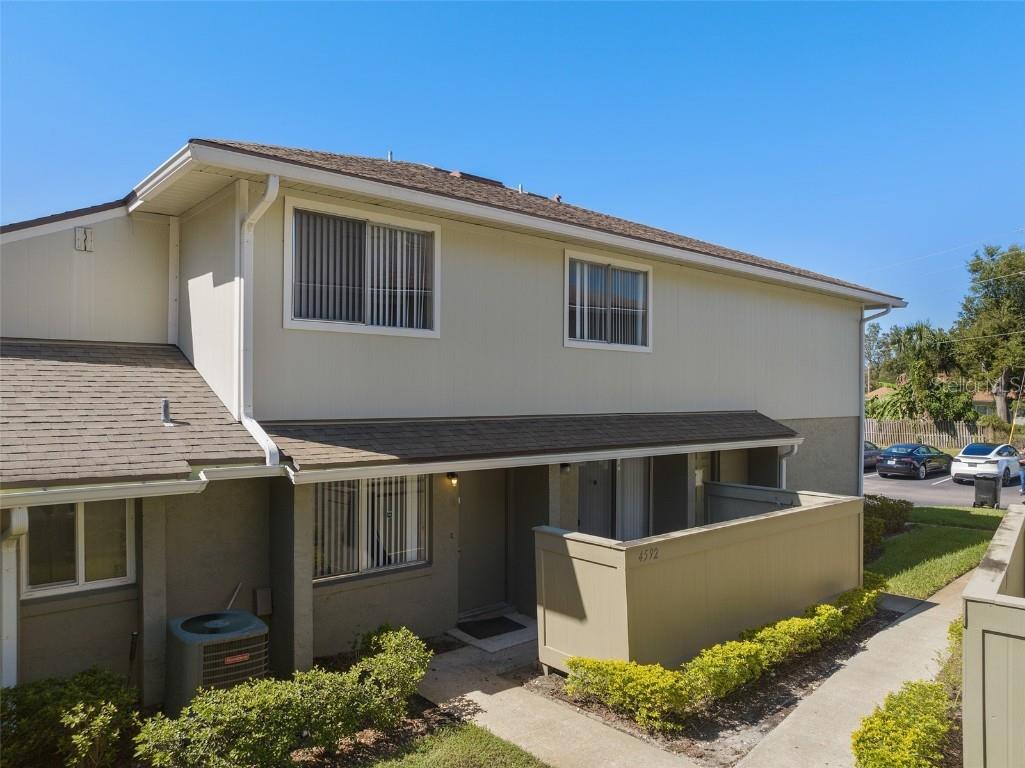 4592 Pheasant Run Drive #B Orlando FL 32808 O6150500 image1