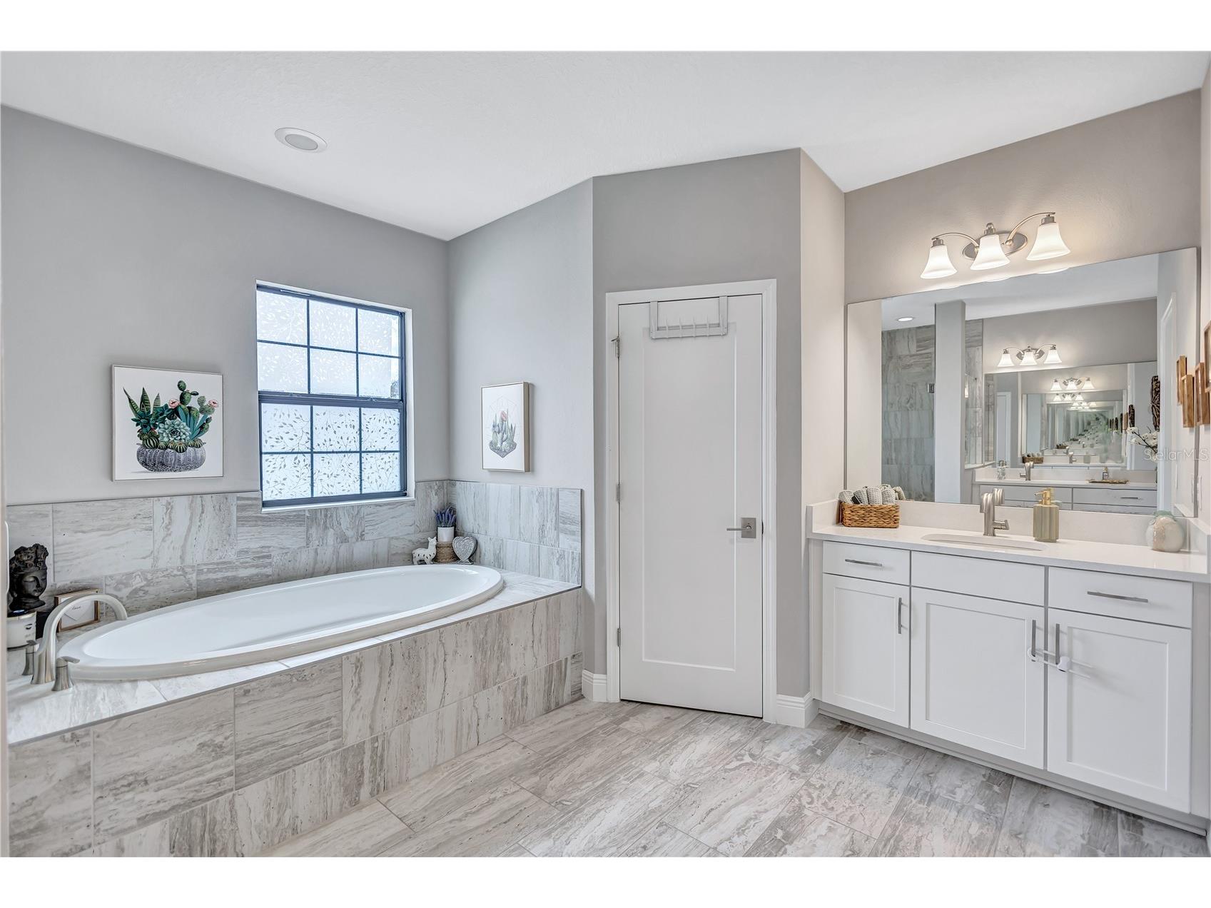 4593 Shoreleaf Loop Valrico FL 33596 TB8489231 image15