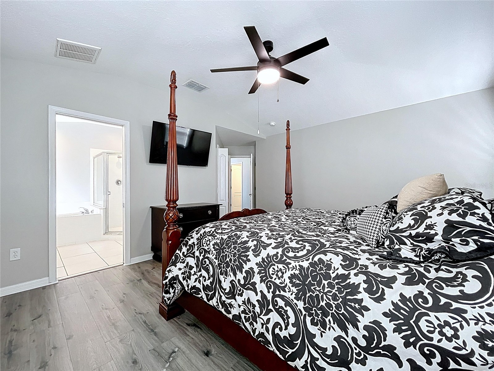 4594 Lisette Circle Brooksville FL 34604 TB8479447 image32