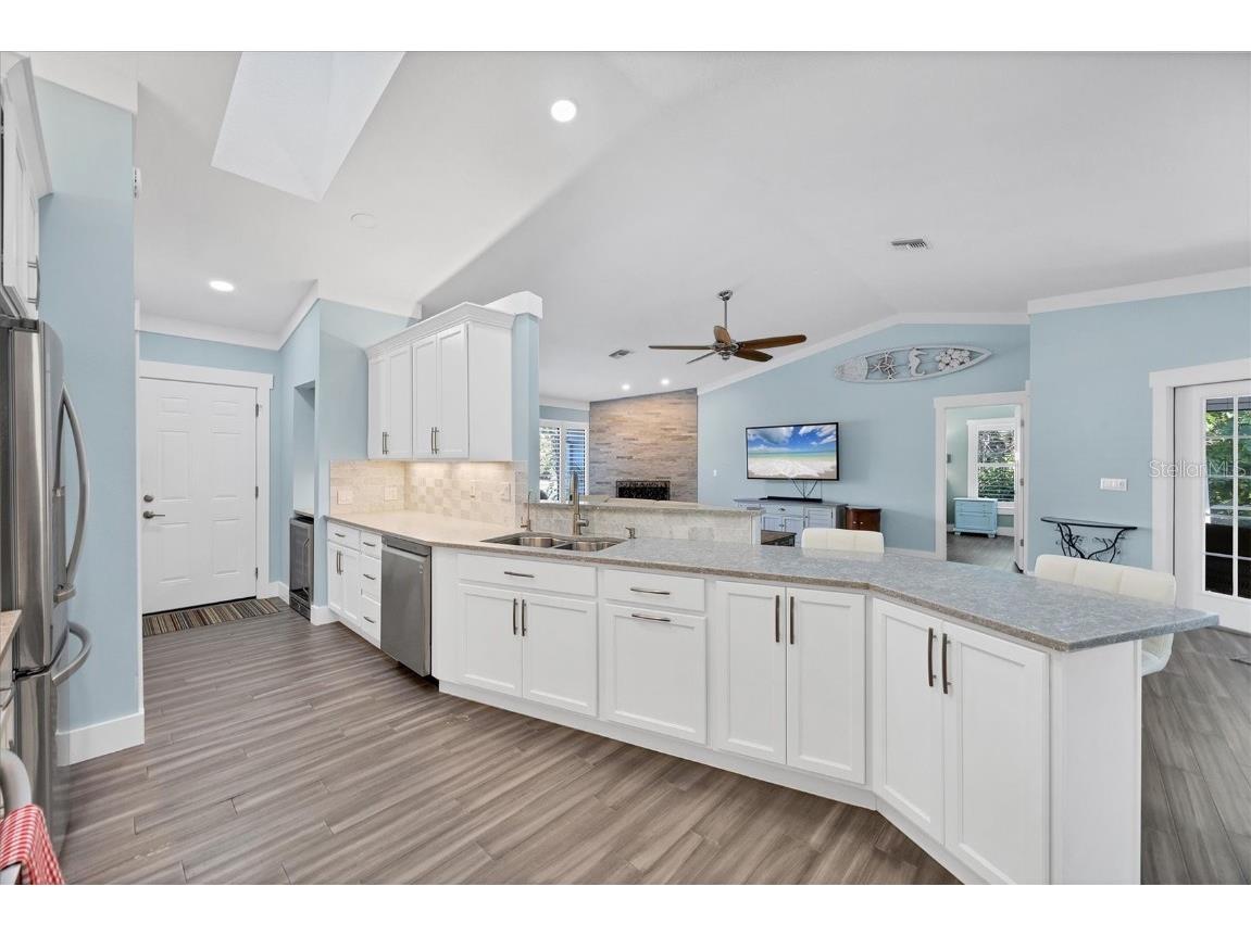 4594 Trails Drive Sarasota FL 34232 A4674156 image12