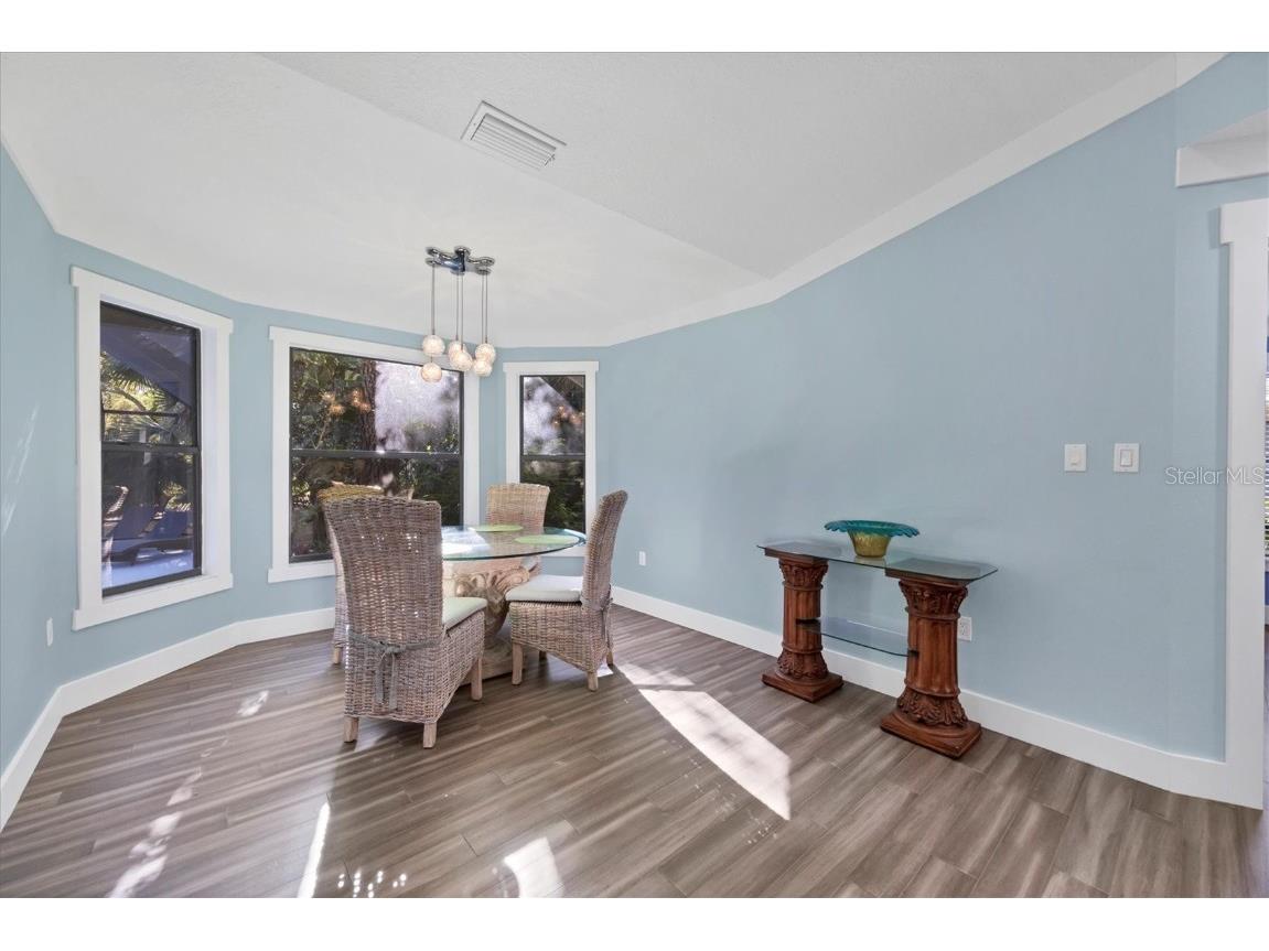 4594 Trails Drive Sarasota FL 34232 A4674156 image15