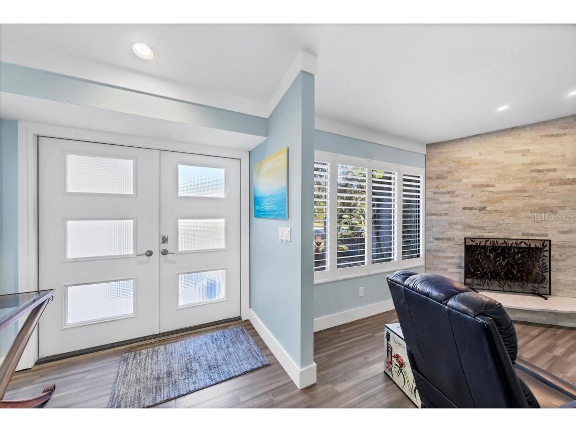 4594 Trails Drive Sarasota FL 34232 A4674156 image3