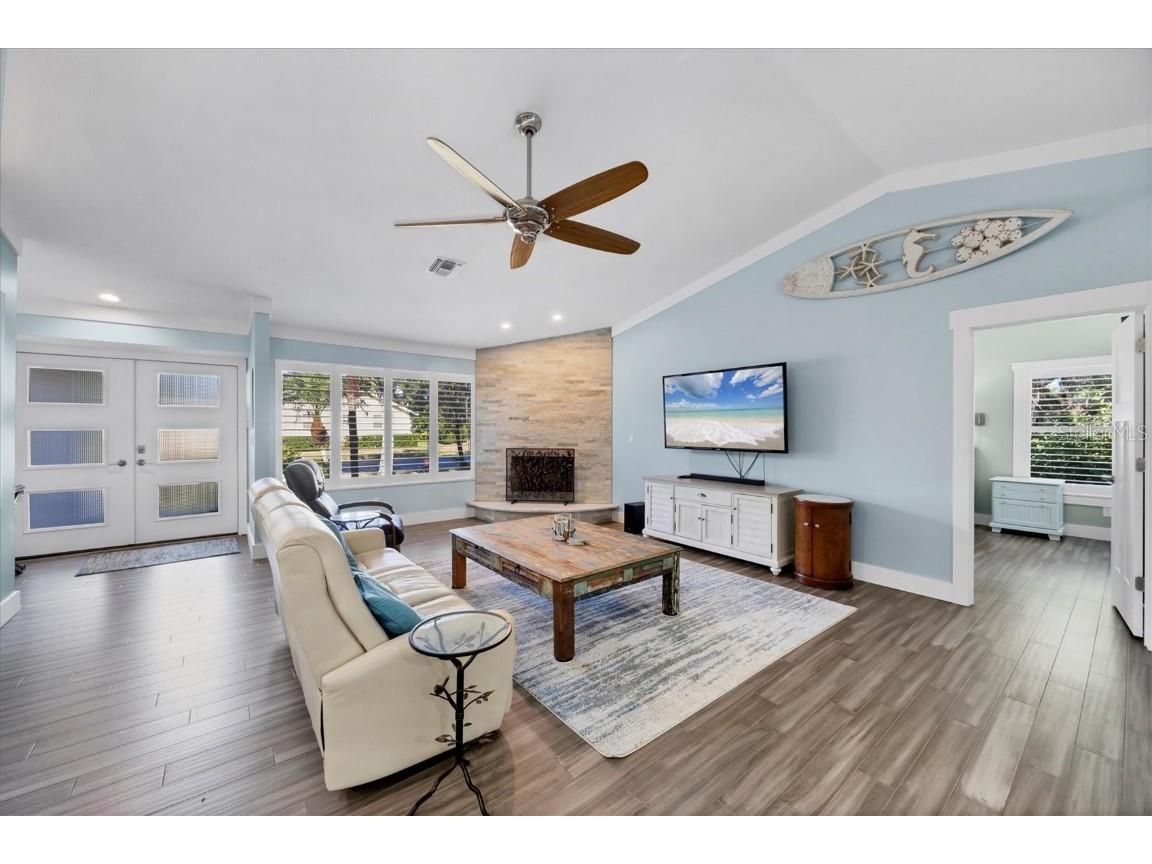 4594 Trails Drive Sarasota FL 34232 A4674156 image5