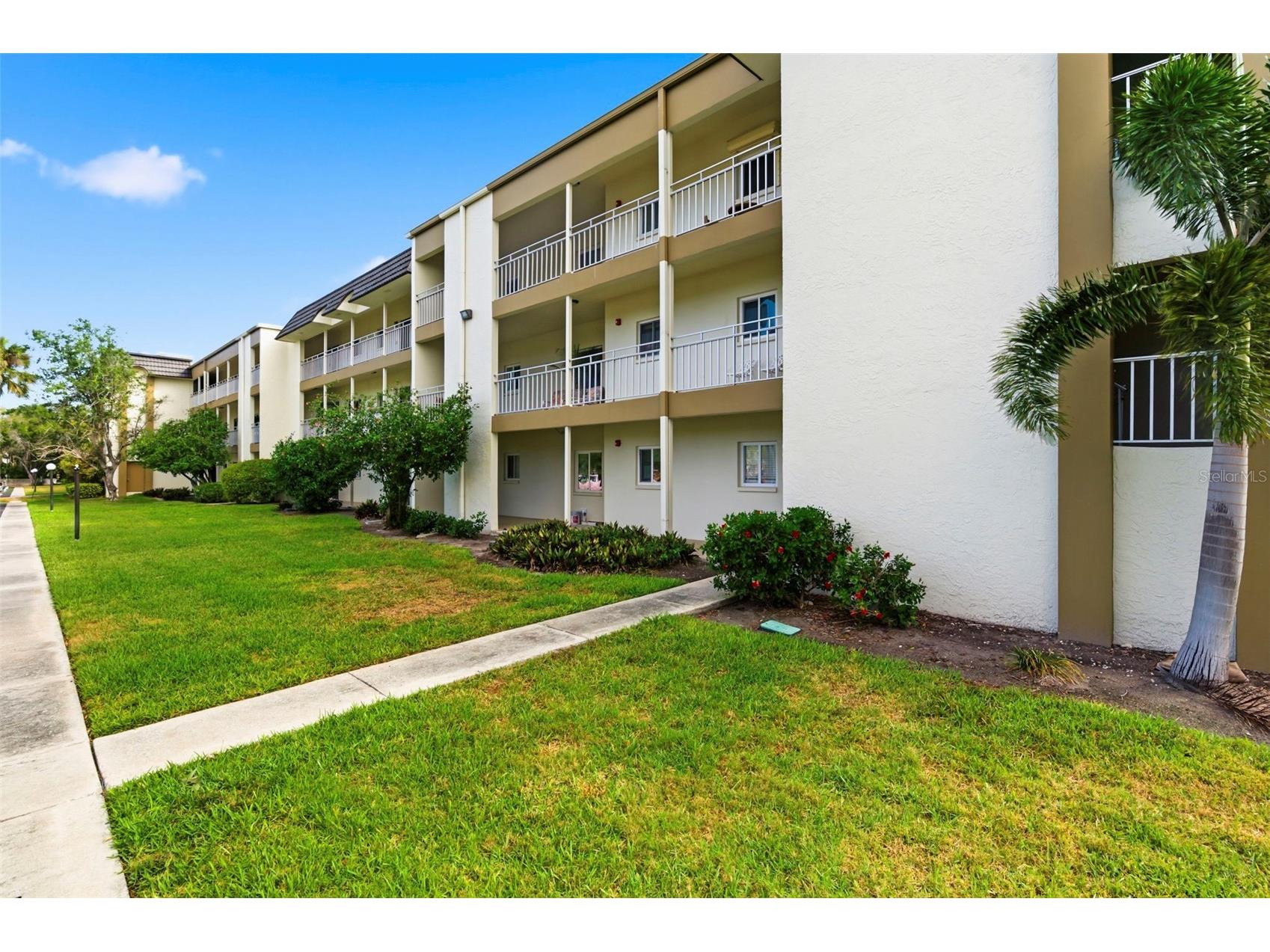4595 Chancellor Street NE #227 Saint Petersburg FL 33703 TB8486209 image1