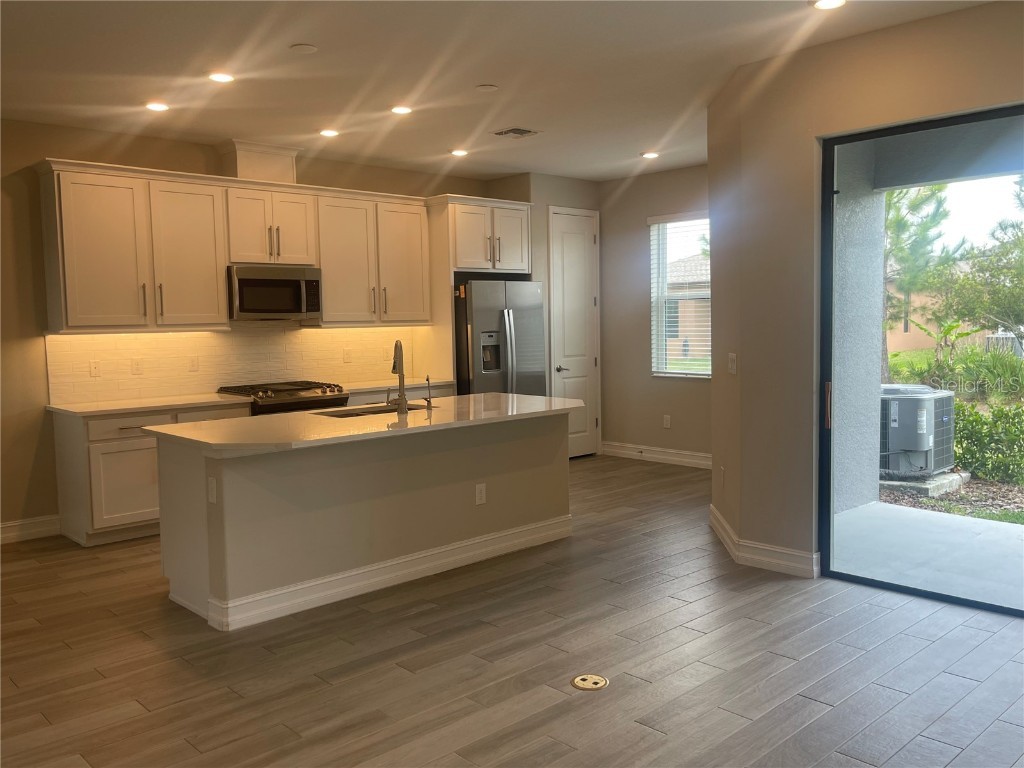 4596 Almada Lane Wesley Chapel FL 33543 TB8437166 image4